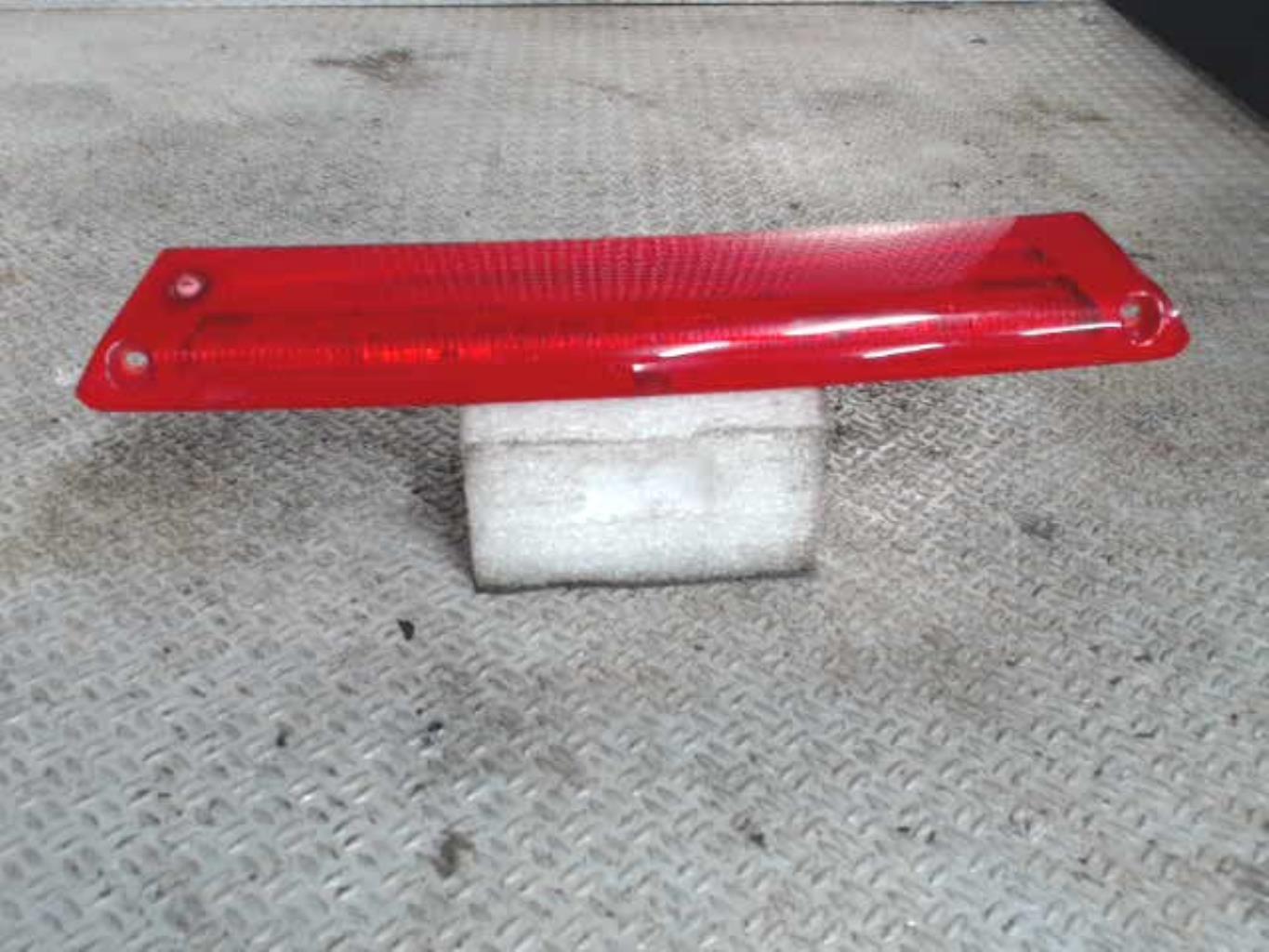 Feu arriere stop central FORD FIESTA 6 PHASE 1 Essence - 1