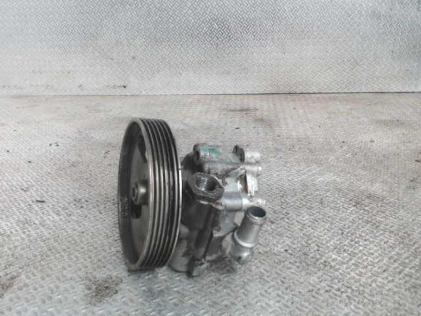 Pompe de direction CITROEN C5 1 PHASE 2 Diesel - 1