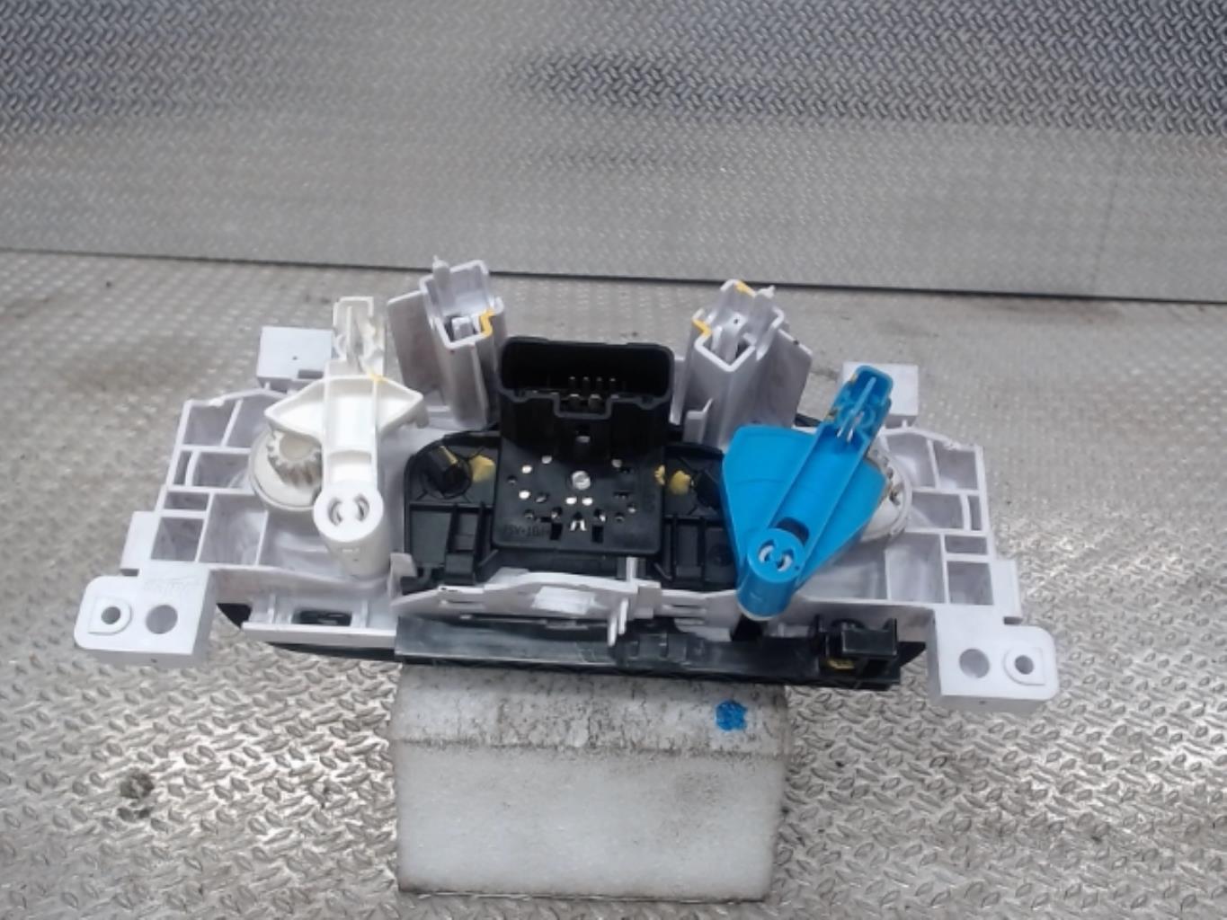Commande chauffage DACIA LOGAN MCV 1 PHASE 2 BREAK  - 1