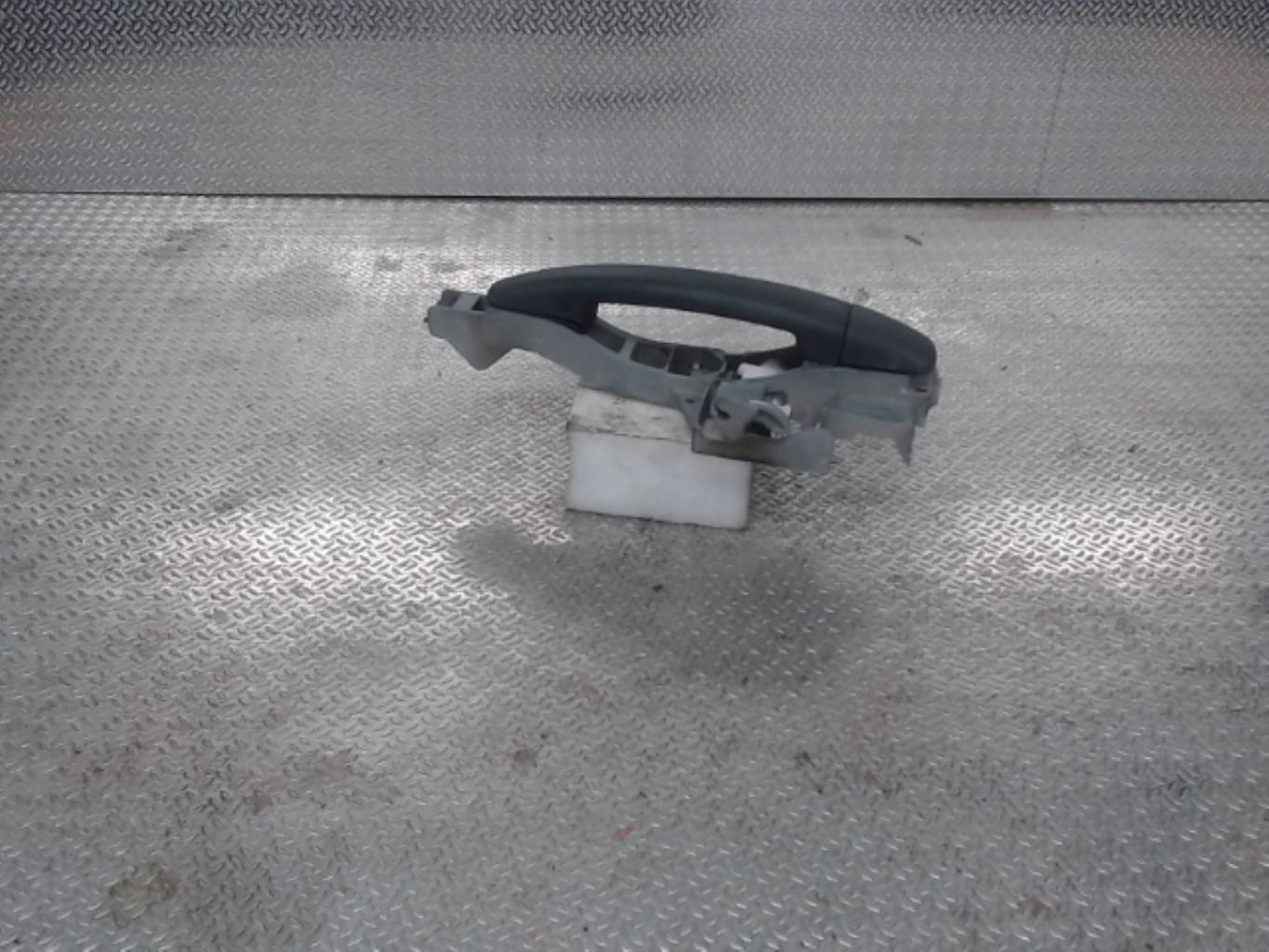 Poignee porte arriere droit CITROEN C3 2 PHASE 1 Essence - 1