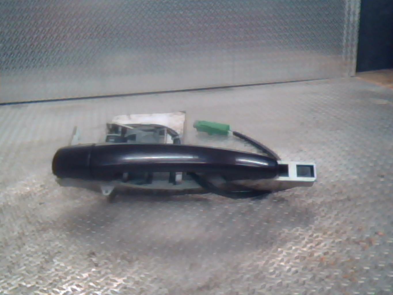 Poignee porte avant droit CITROEN C6 Diesel - 1