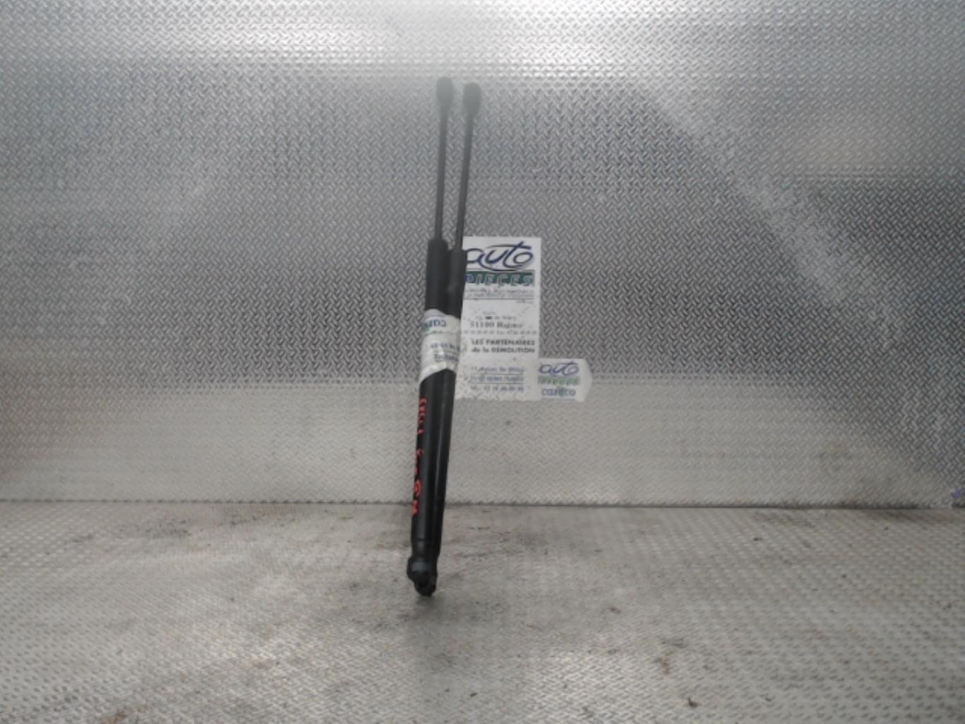 Verin de coffre FORD FOCUS 3 PHASE 1 BREAK Diesel - 1