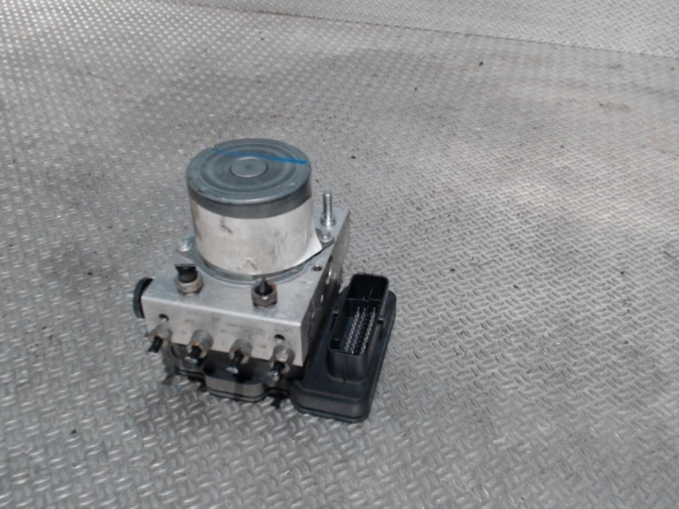 Bloc ABS (freins anti-blocage) RENAULT MASTER 3 PHASE 2 Diesel - 1