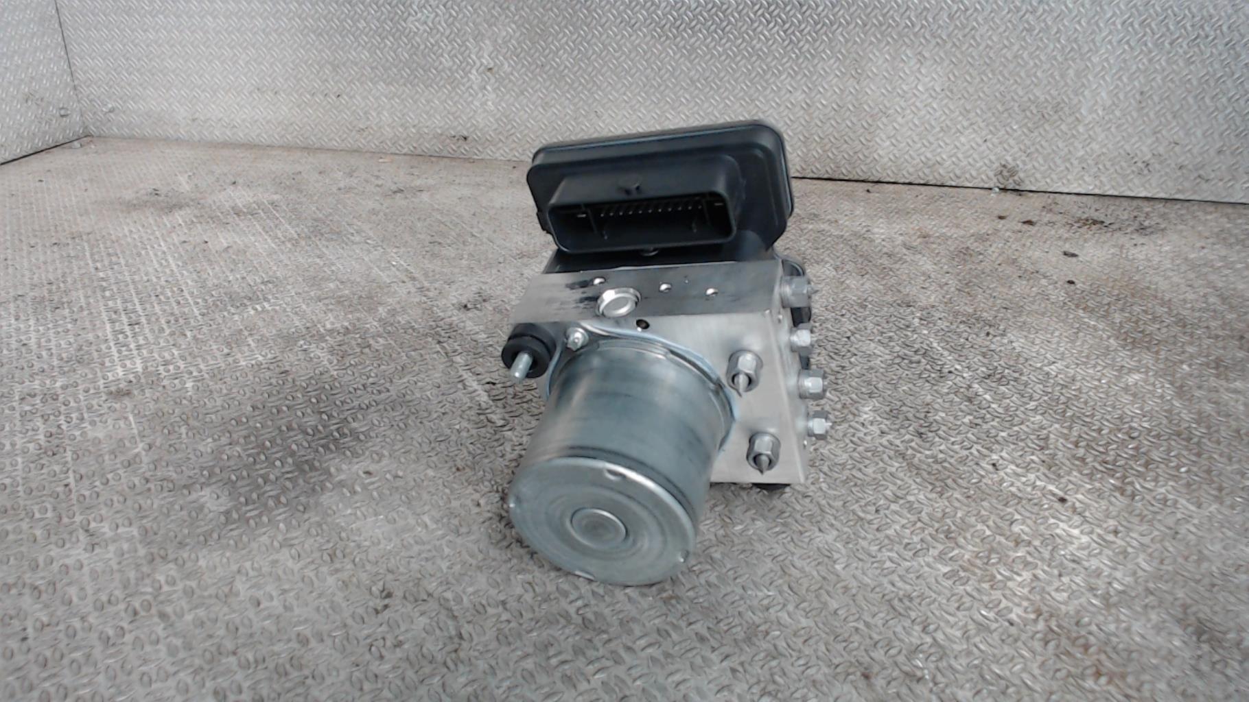 Bloc ABS (freins anti-blocage) RENAULT CLIO 5 PHASE 1 Essence - 1