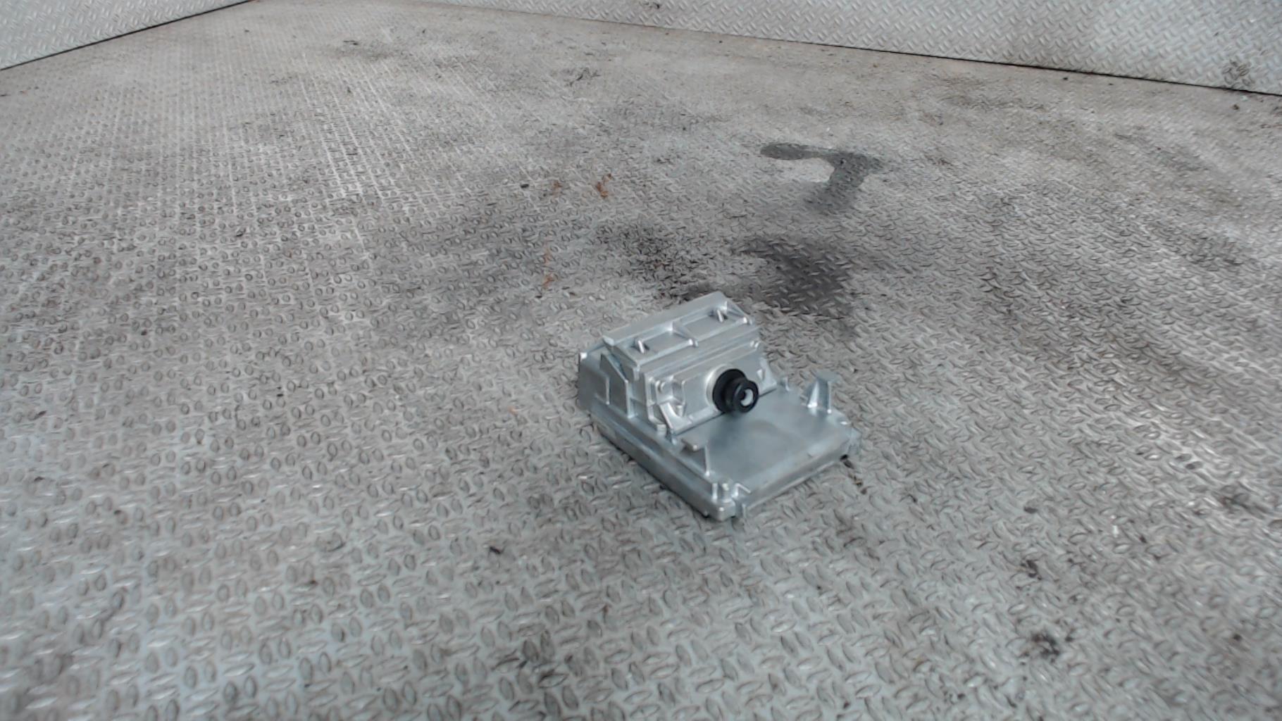 Camera RENAULT CLIO 5 PHASE 1 Essence - 1