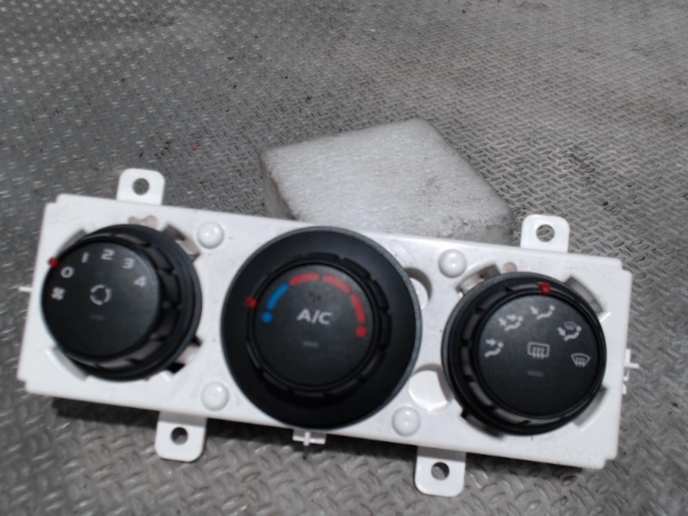 Commande chauffage RENAULT MASTER 3 PHASE 2 Diesel - 1