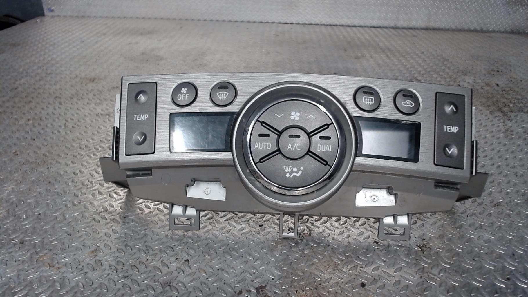 Commande chauffage TOYOTA VERSO PHASE 1 Diesel - 1
