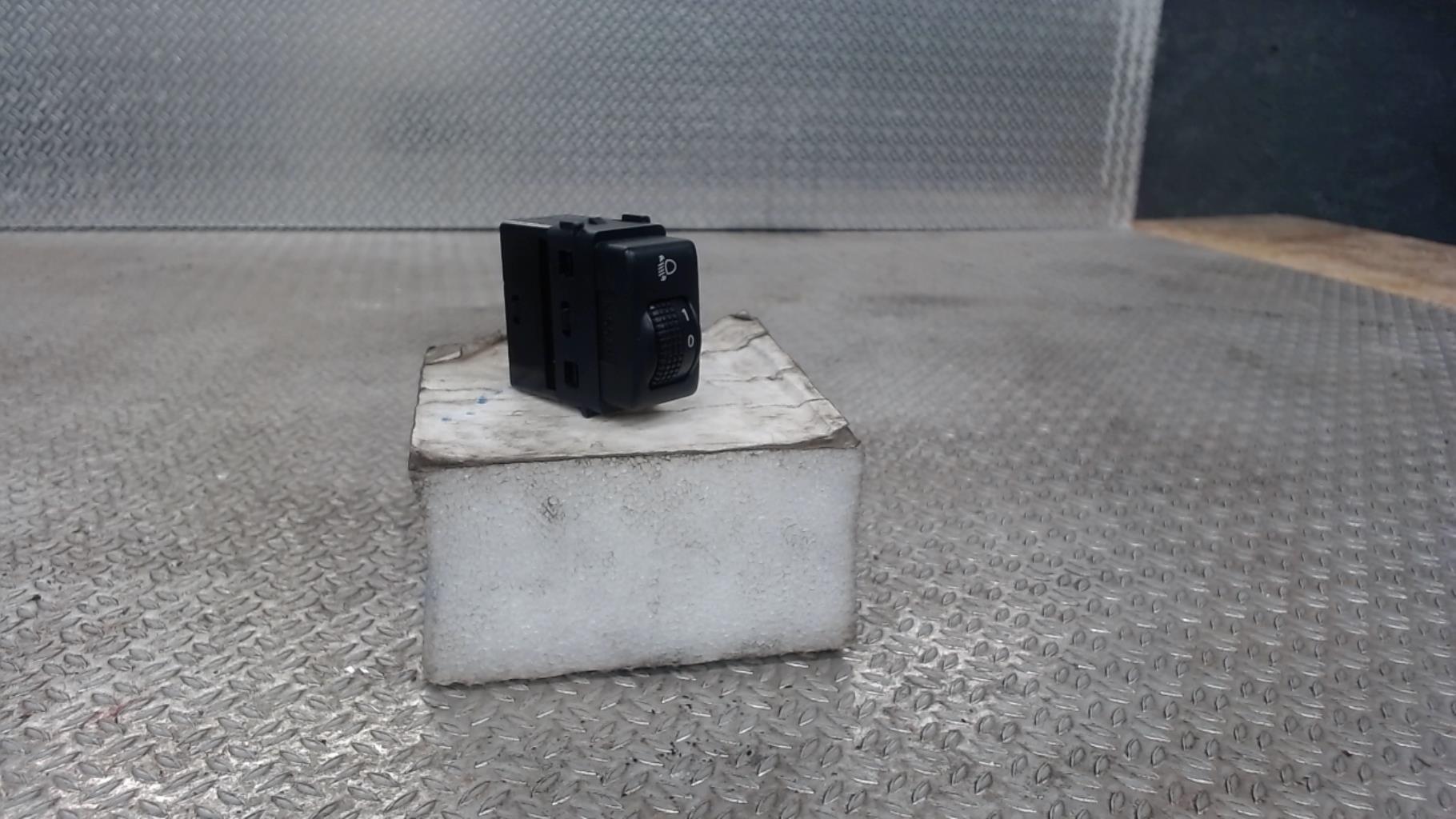 Commande de reglage hauteur de phare RENAULT KOLEOS 1 PHASE 1 Diesel - 1