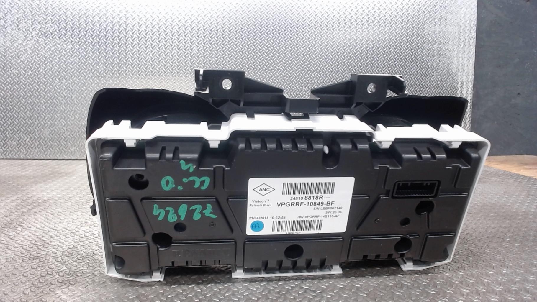 Compteur RENAULT CLIO 4 phase 2 Diesel - 1