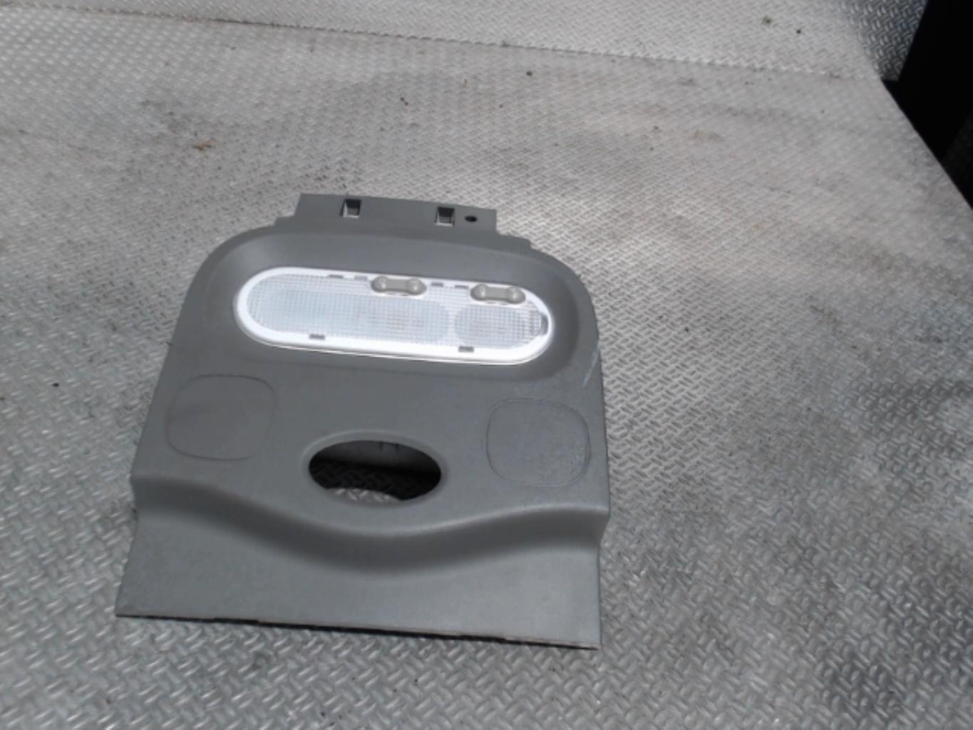 Eclairage de plafonnier RENAULT MASTER 3 PHASE 2 Diesel - 1