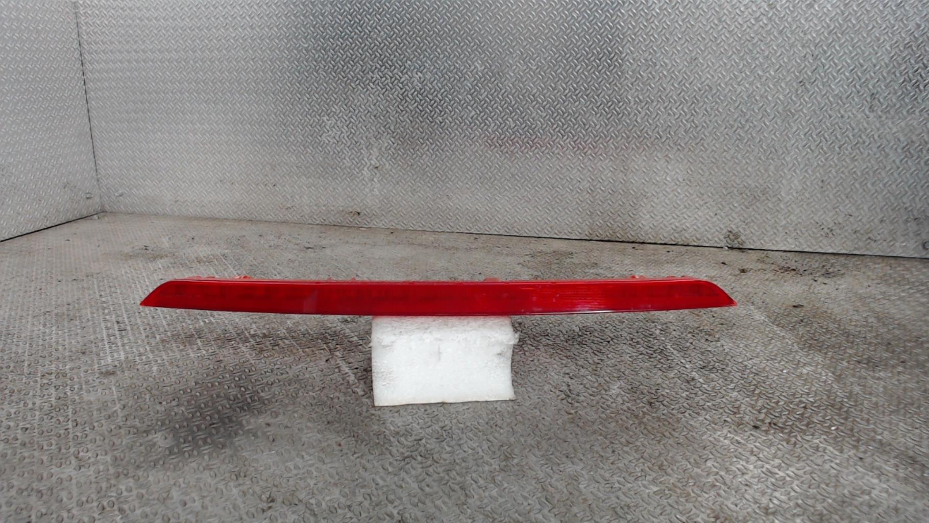 Feu arriere stop central RENAULT CLIO 5 PHASE 1 Essence - 1