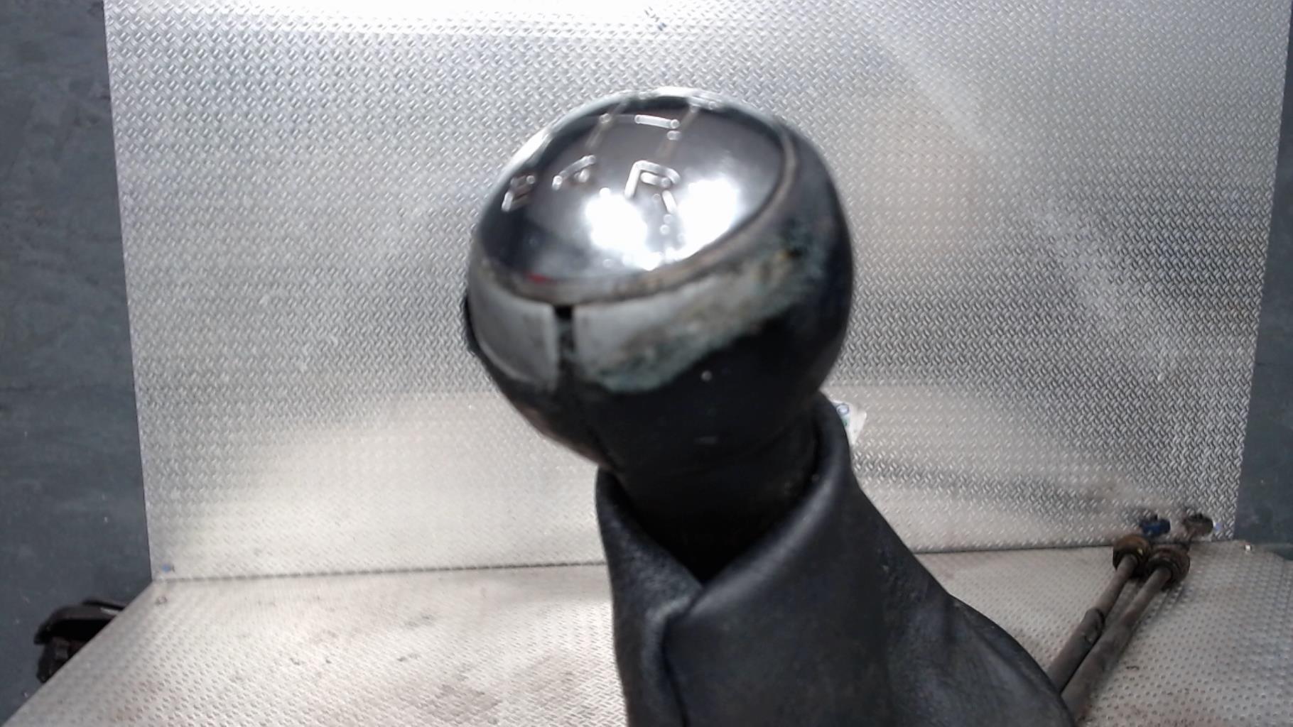 Levier de vitesses PEUGEOT 308 1 PHASE 1 Diesel - 1