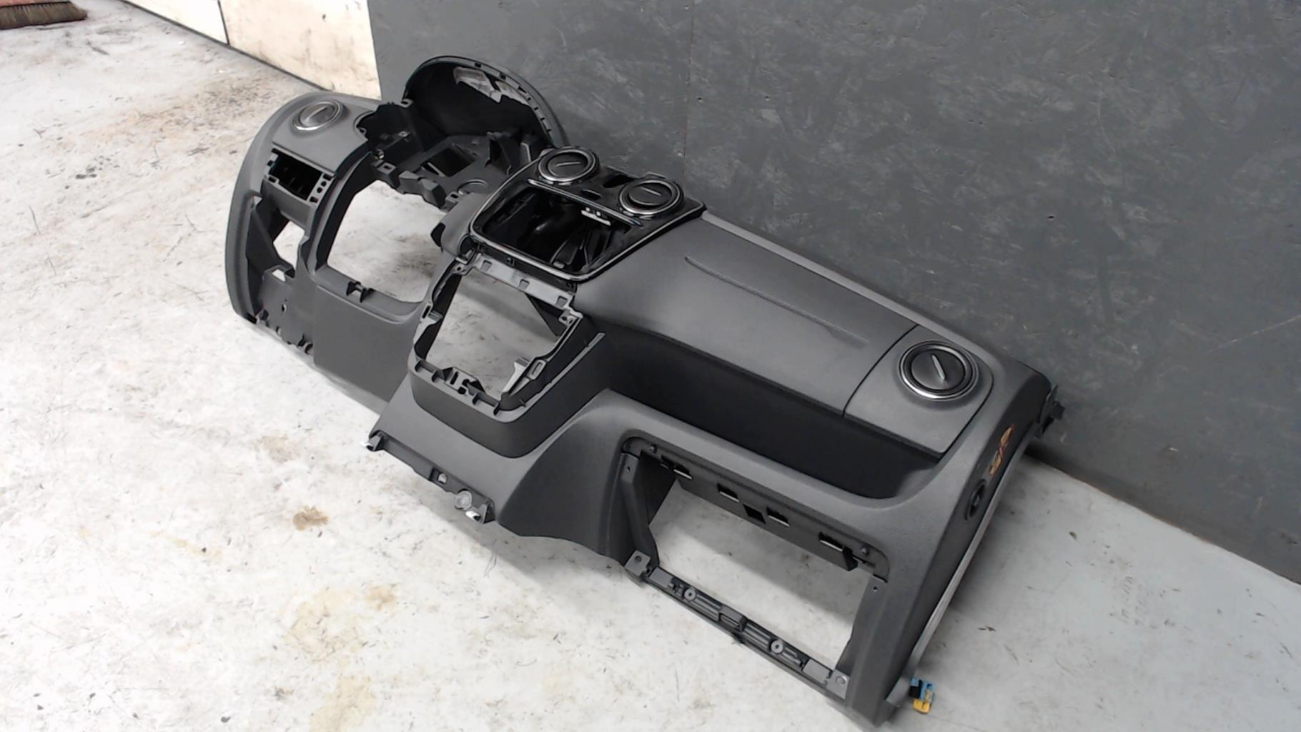 Tableau de bord DACIA LODGY PHASE 2 Diesel - 1