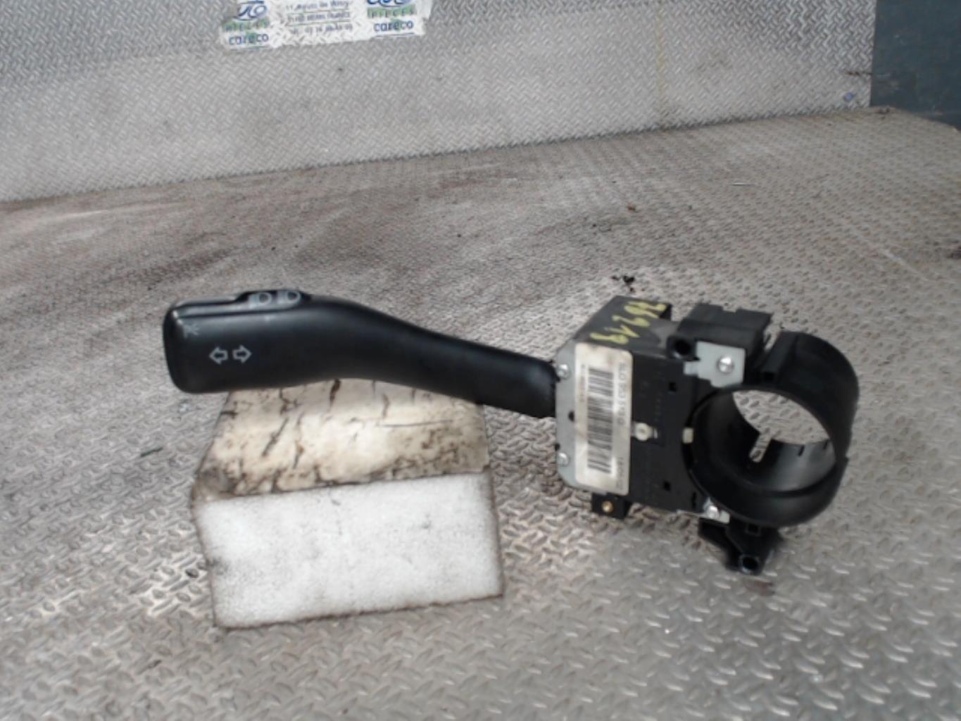 Commodo phare VOLKSWAGEN GOLF 4 Diesel - 1