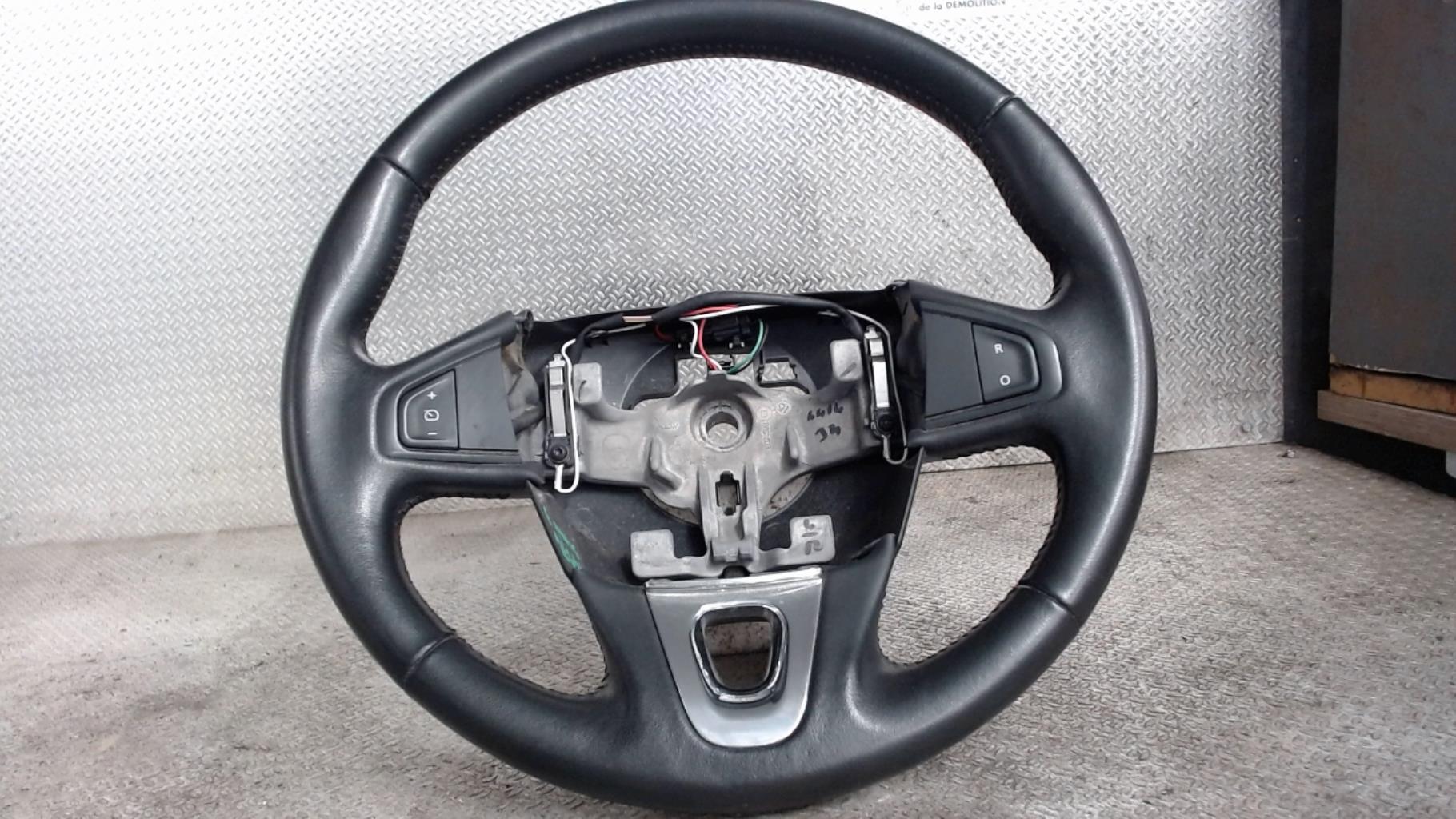 Volant RENAULT SCENIC 3 PHASE 3 Diesel - 1