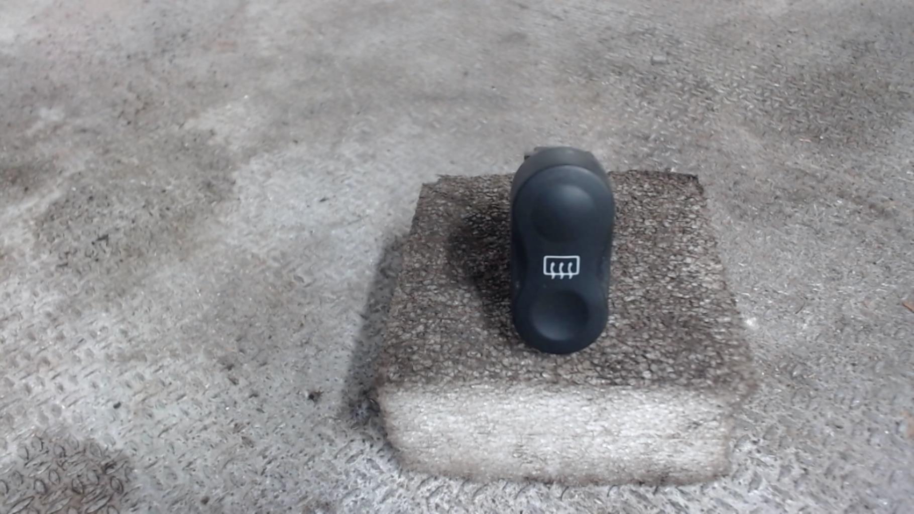 Bouton/Interrupteur DACIA SANDERO 1 Essence/GPL - 1