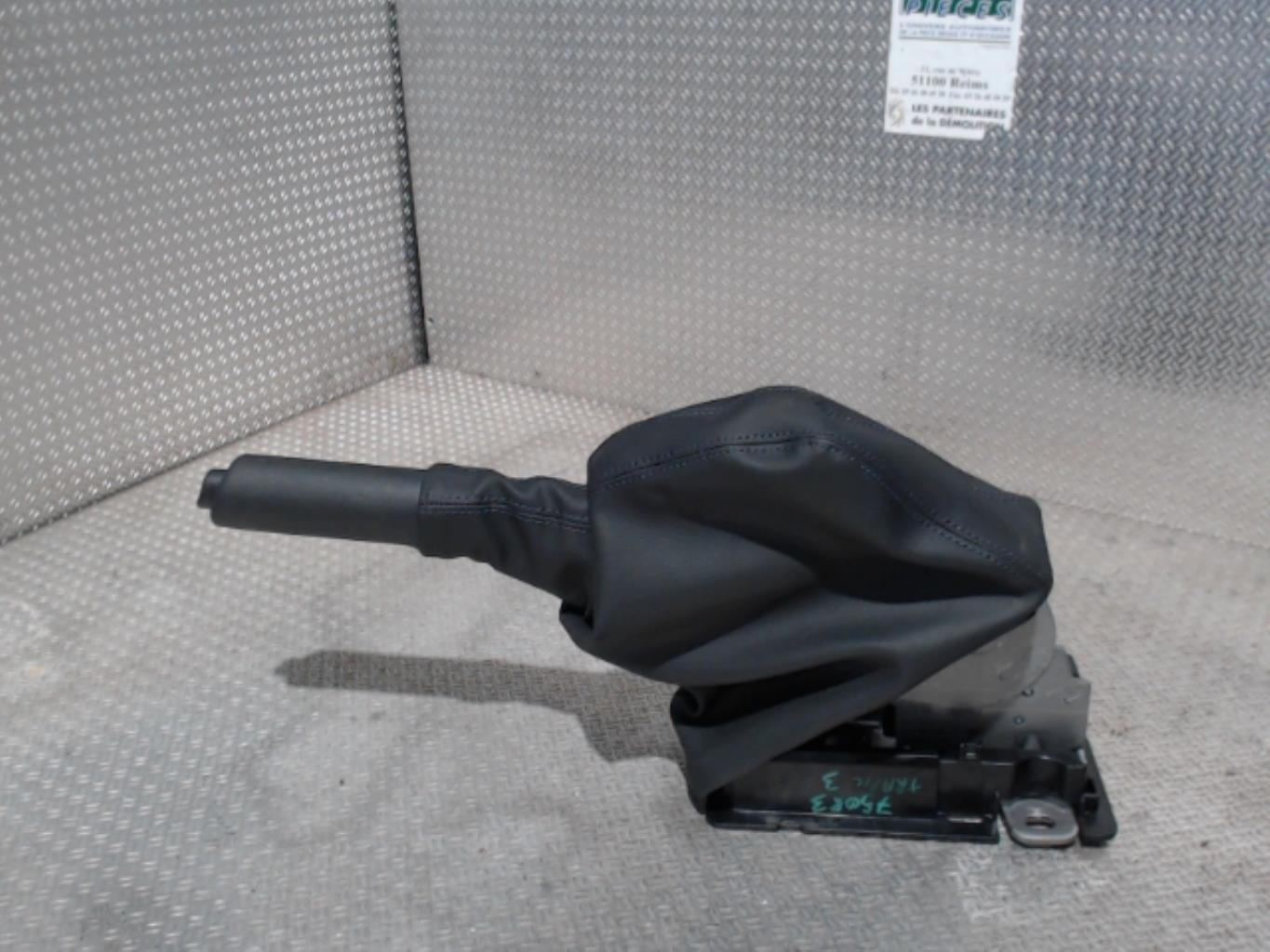 Levier frein à main RENAULT TRAFIC 3 Diesel - 1