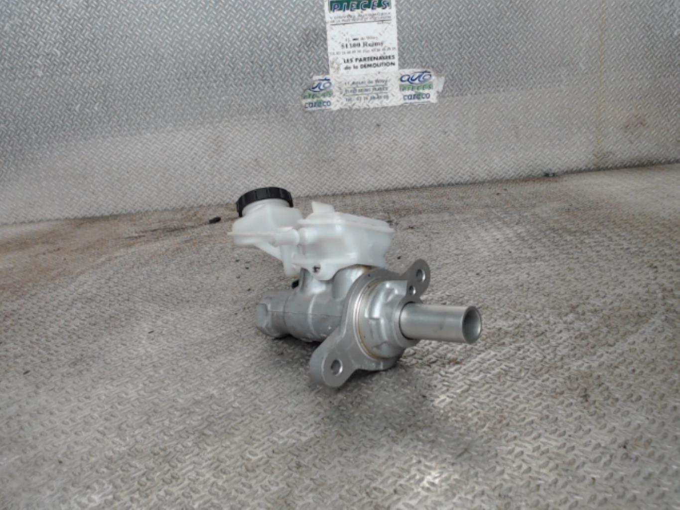 Maitre cylindre (freinage) MAZDA 2 3 PHASE 1 Essence - 1