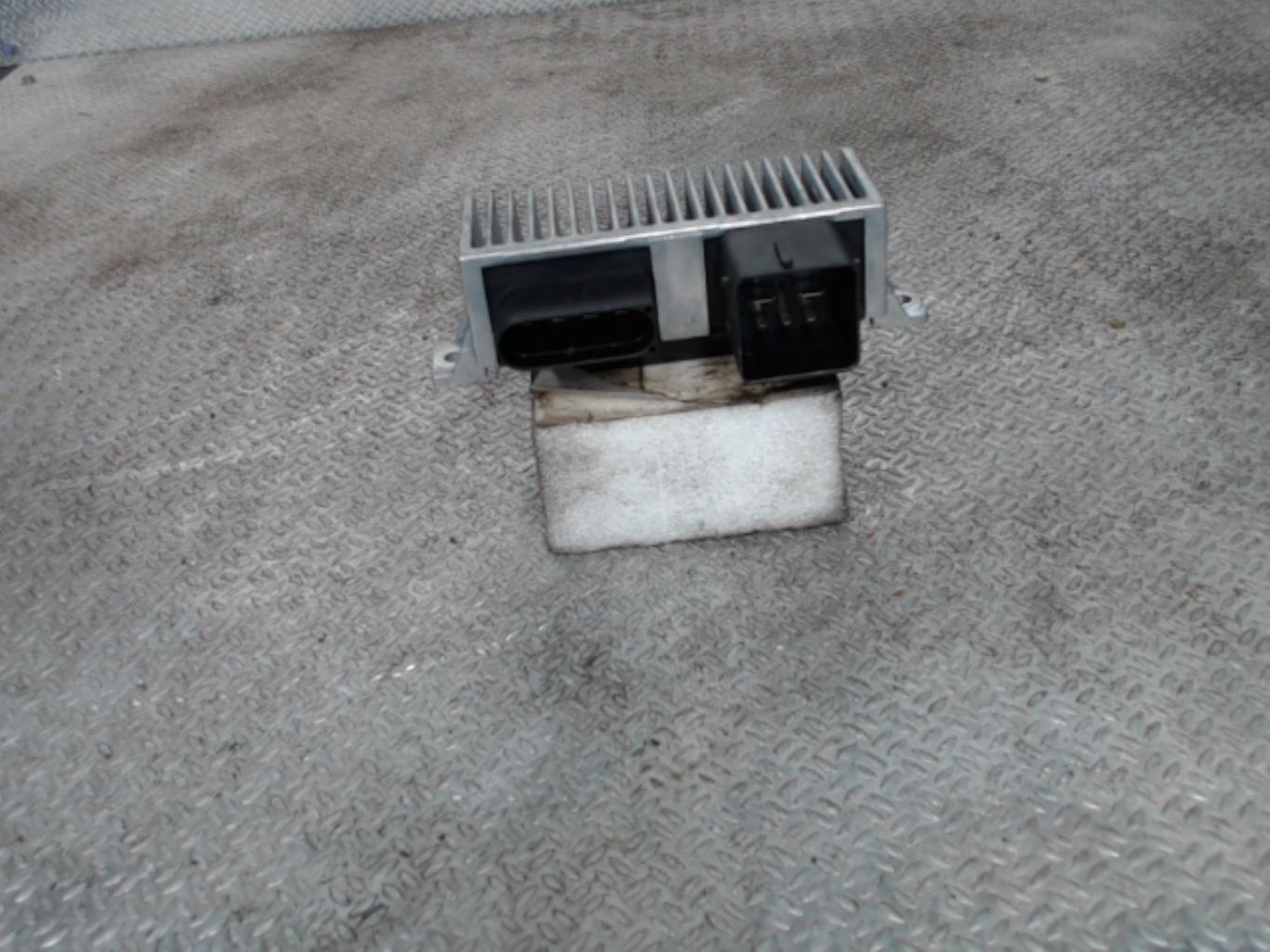 Relais de prechauffage RENAULT TRAFIC 3 Diesel - 1
