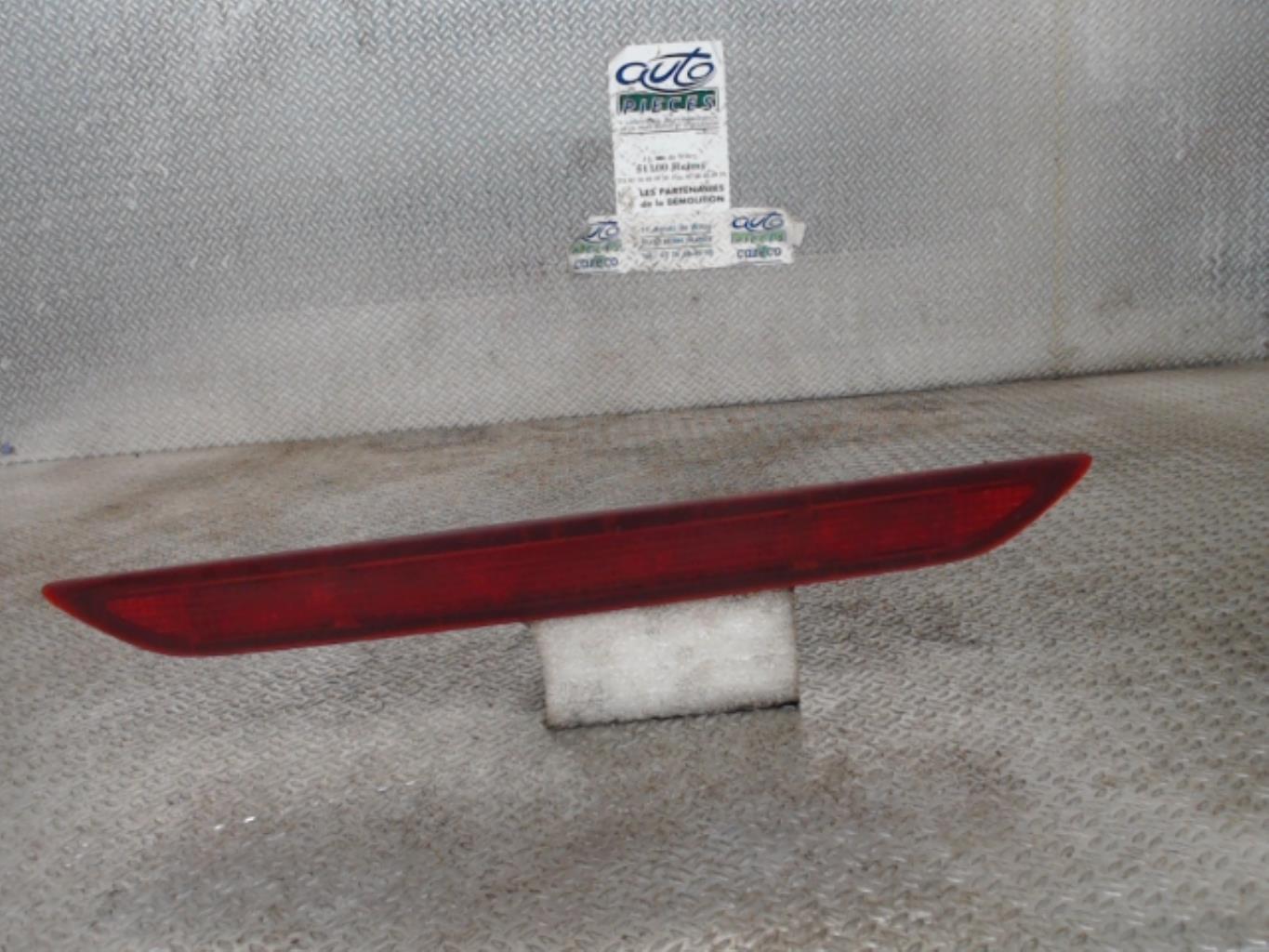 Feu arriere stop central FORD MONDEO 3 PHASE 1 Diesel - 1