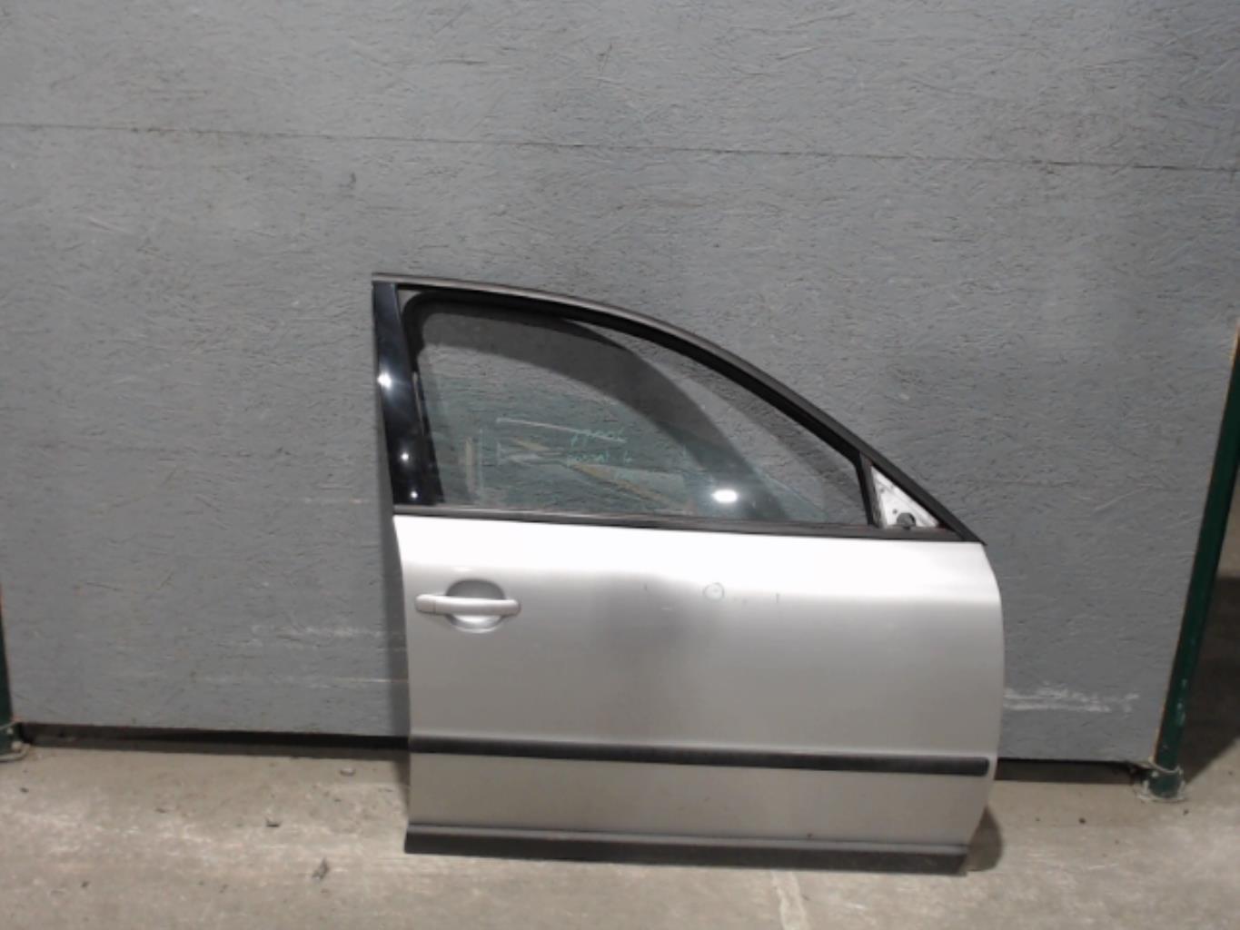 Porte avant droit VOLKSWAGEN PASSAT 4 PHASE 2 Diesel - 1