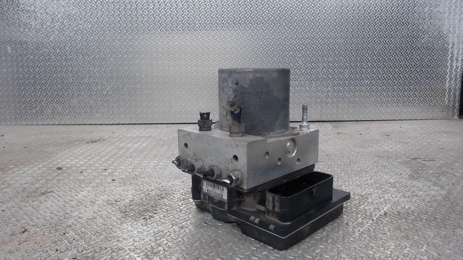 Bloc ABS (freins anti-blocage) PEUGEOT 407 PHASE 1 BREAK Diesel - 1