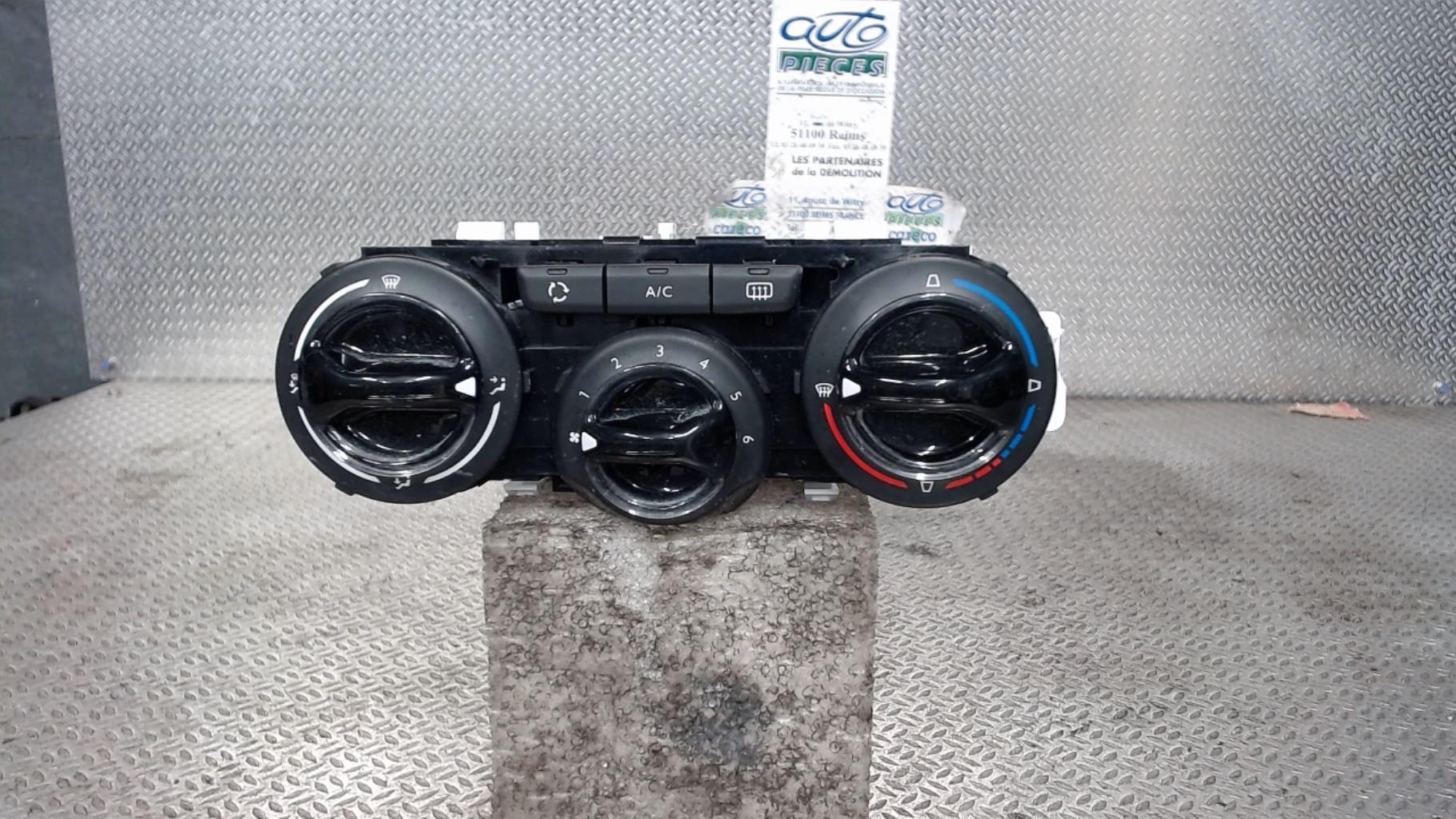 Commande chauffage PEUGEOT 208 1 Essence - 1