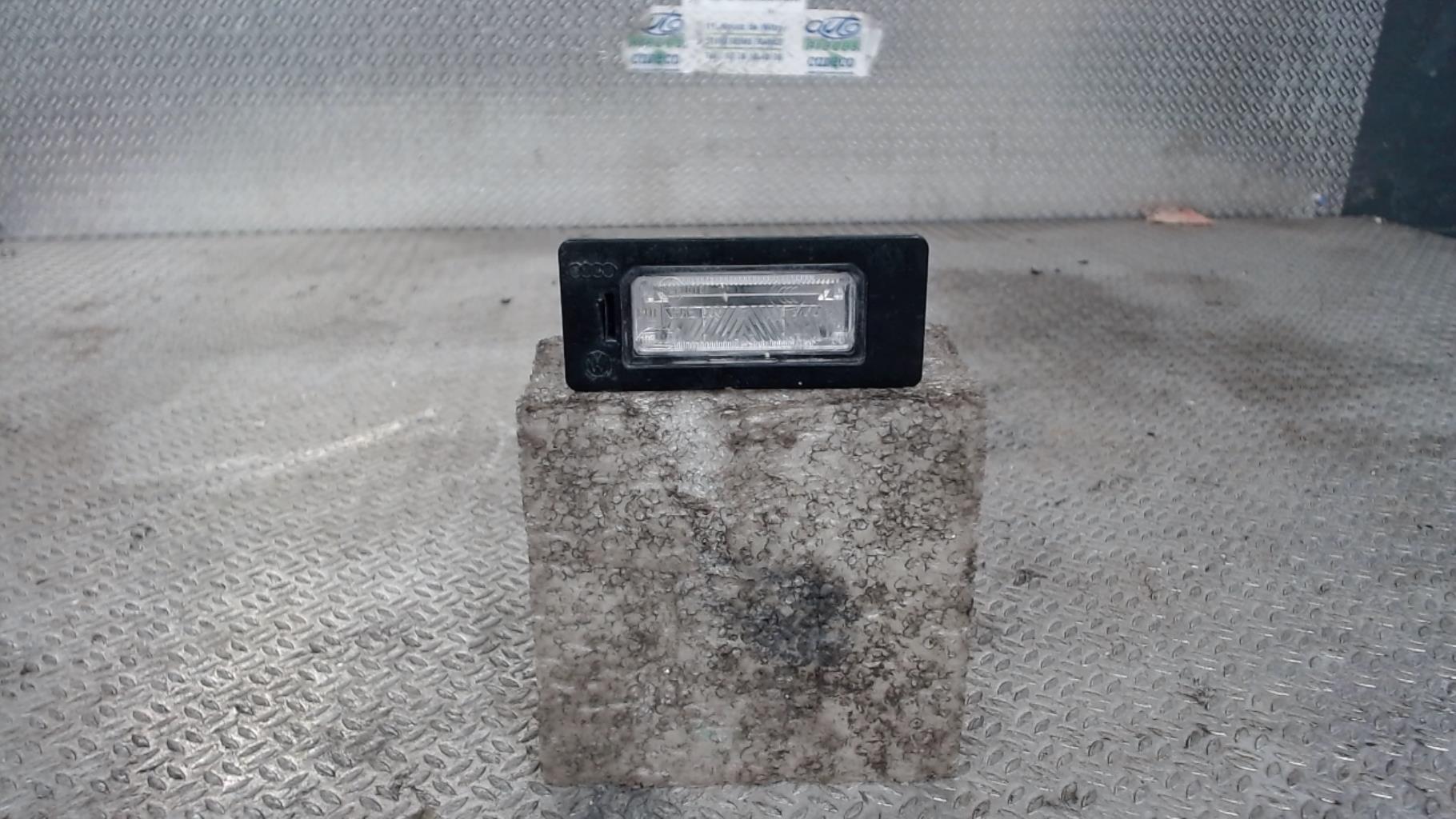Eclairage de plaque AUDI A5 1 COUPE PHASE 1 Diesel - 1