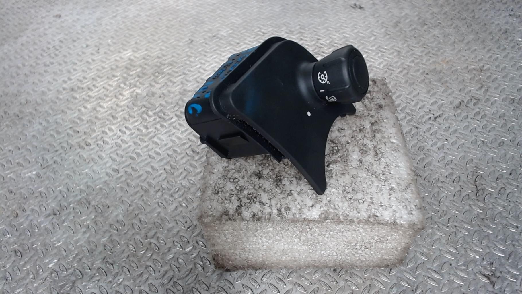Commande regulateur vitesse RENAULT SCENIC 2 PHASE 2 Diesel - 1