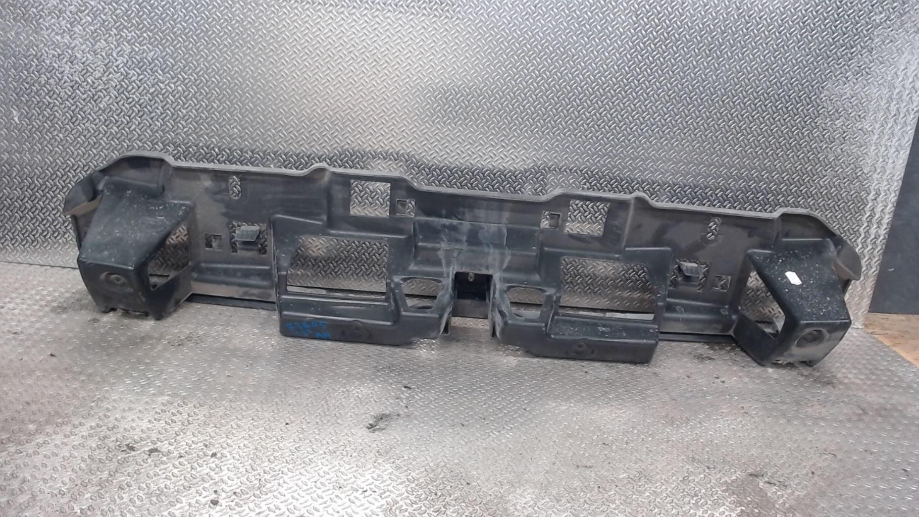 Support de pare chocs arriere CITROEN C3 2 PHASE 2 Essence - 1