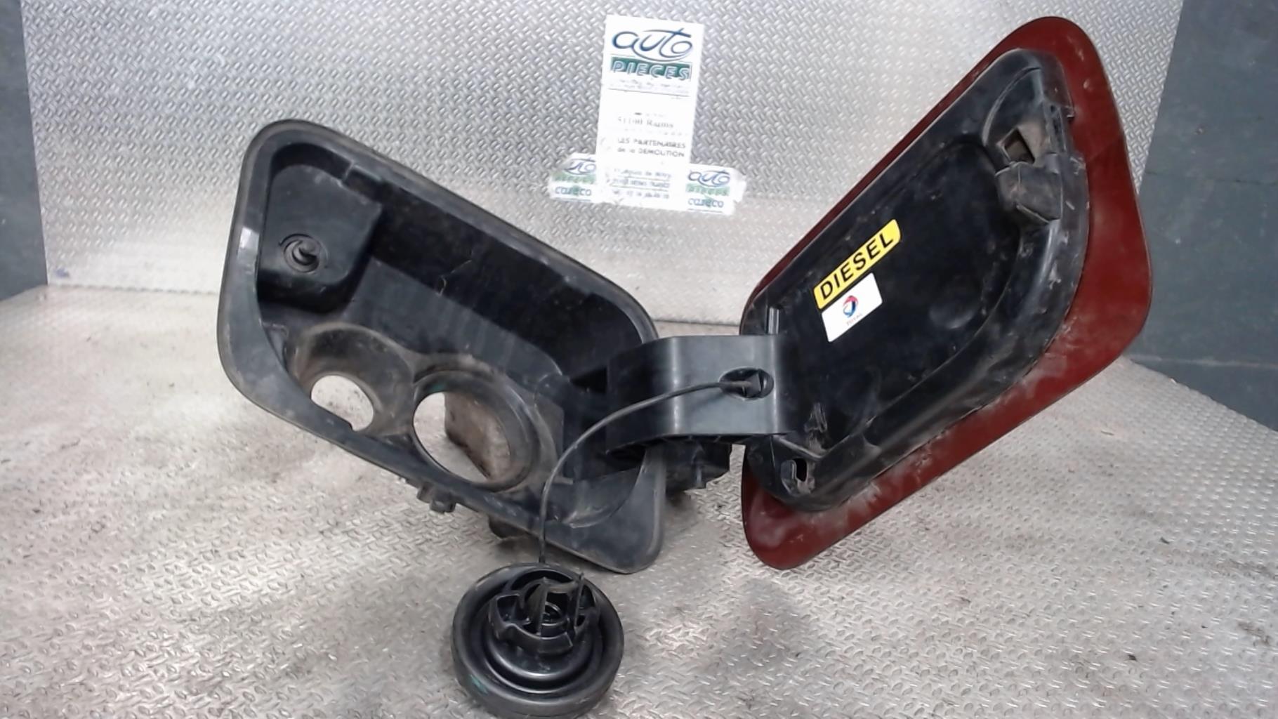Trappe d'essence PEUGEOT 3008 2 PHASE 1 Diesel - 1