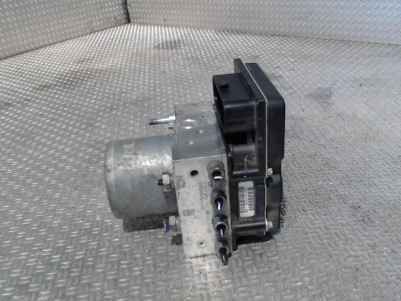Bloc ABS (freins anti-blocage) CITROEN C4 1 PHASE 2 COUPE Diesel - 1