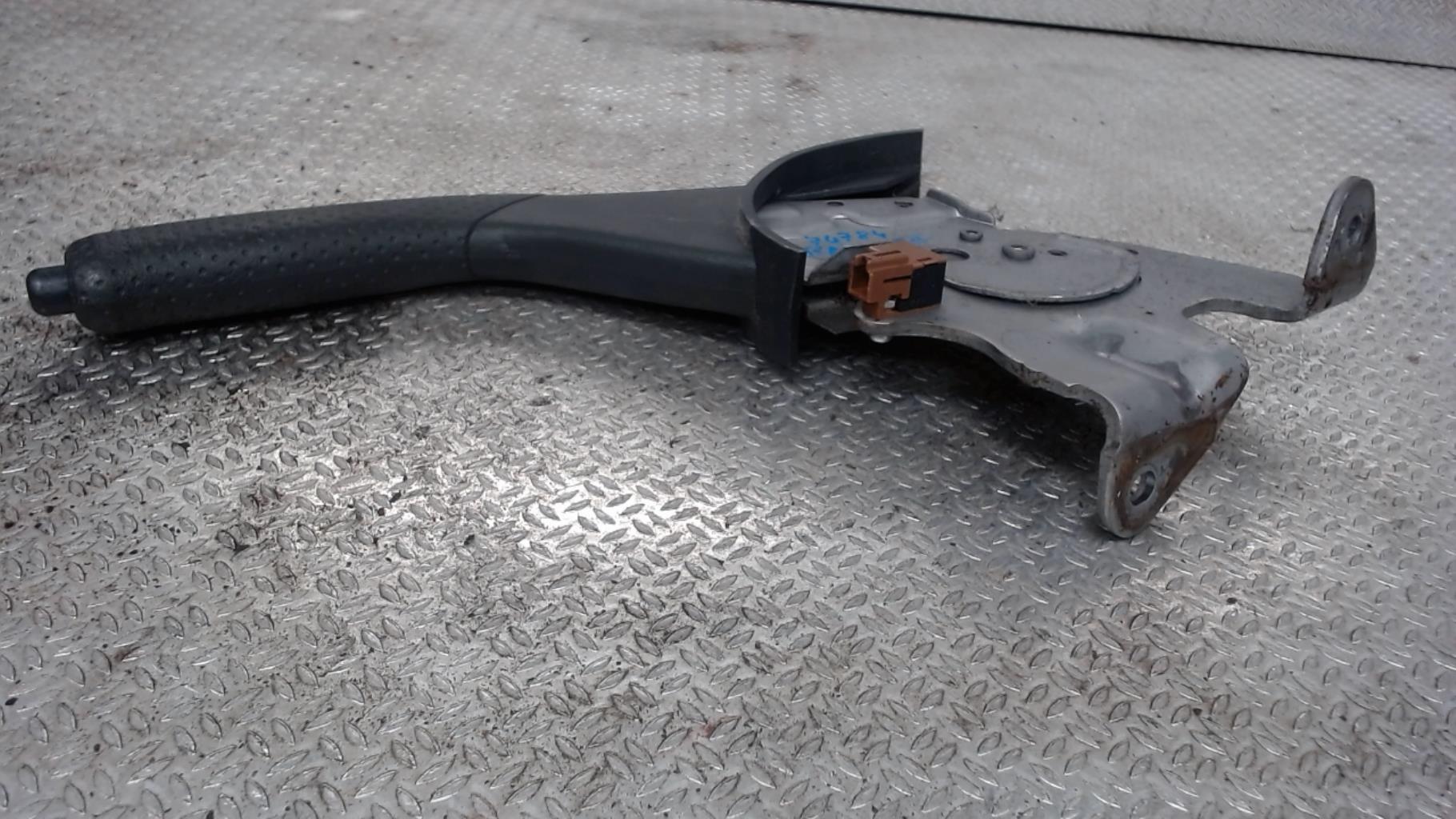 Levier frein à main TOYOTA RAV4 3 PHASE 1 Diesel - 1
