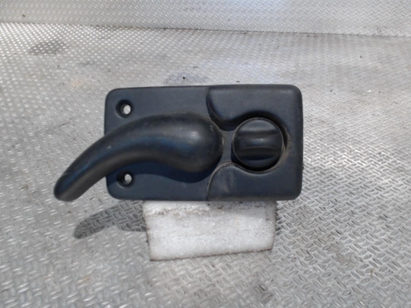 Poignee interieur porte de coffre gauche RENAULT MASTER 2 PHASE 3 Diesel - 1