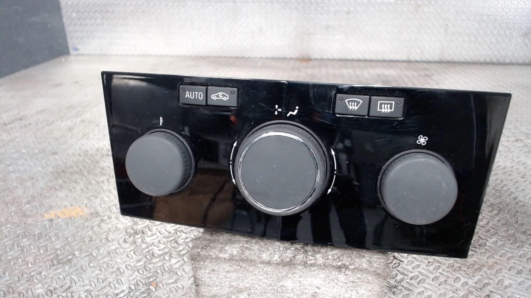 Commande chauffage OPEL ASTRA H GTC PHASE 2  - 1