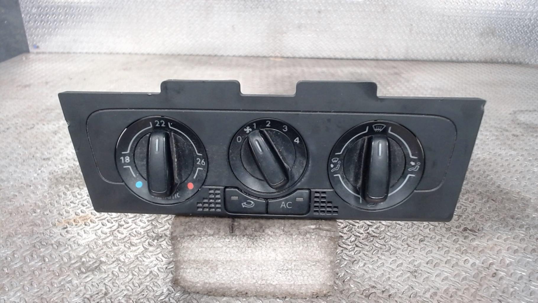 Commande chauffage VOLKSWAGEN POLO 5 PHASE 1 Essence - 1
