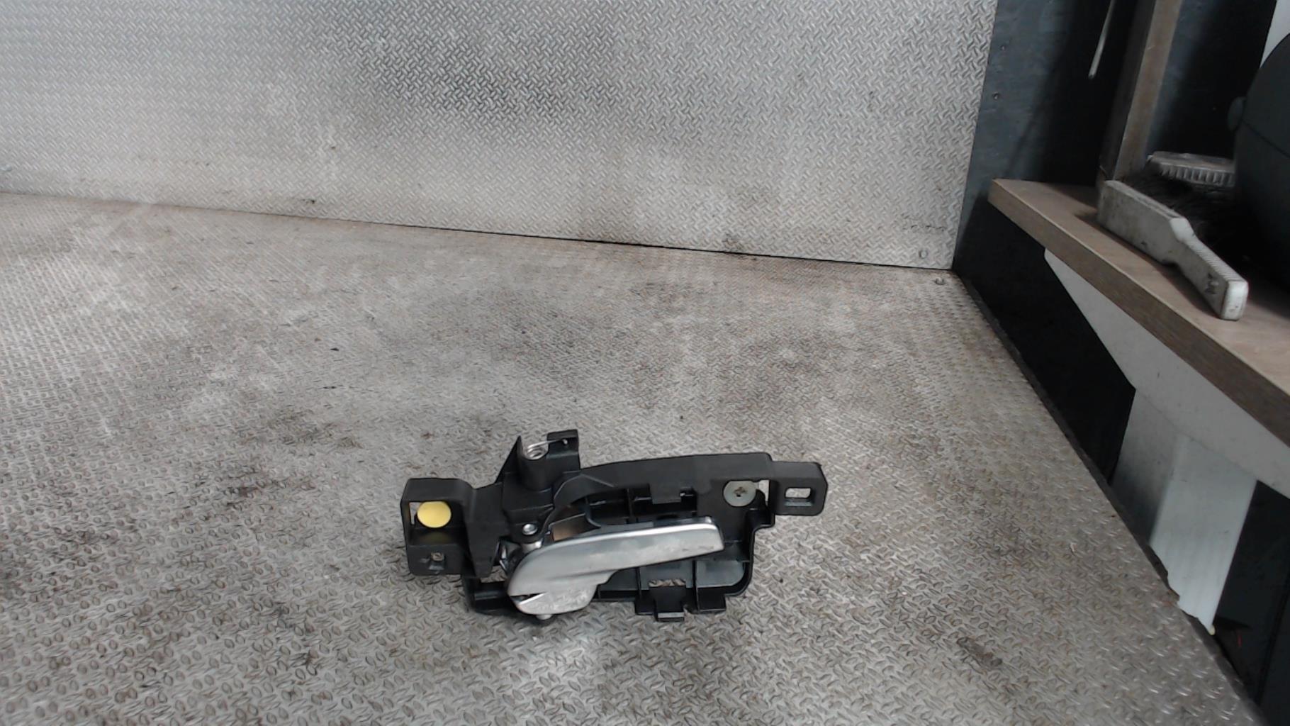 Poignee interieur avant droit FORD S-MAX 1  - 1