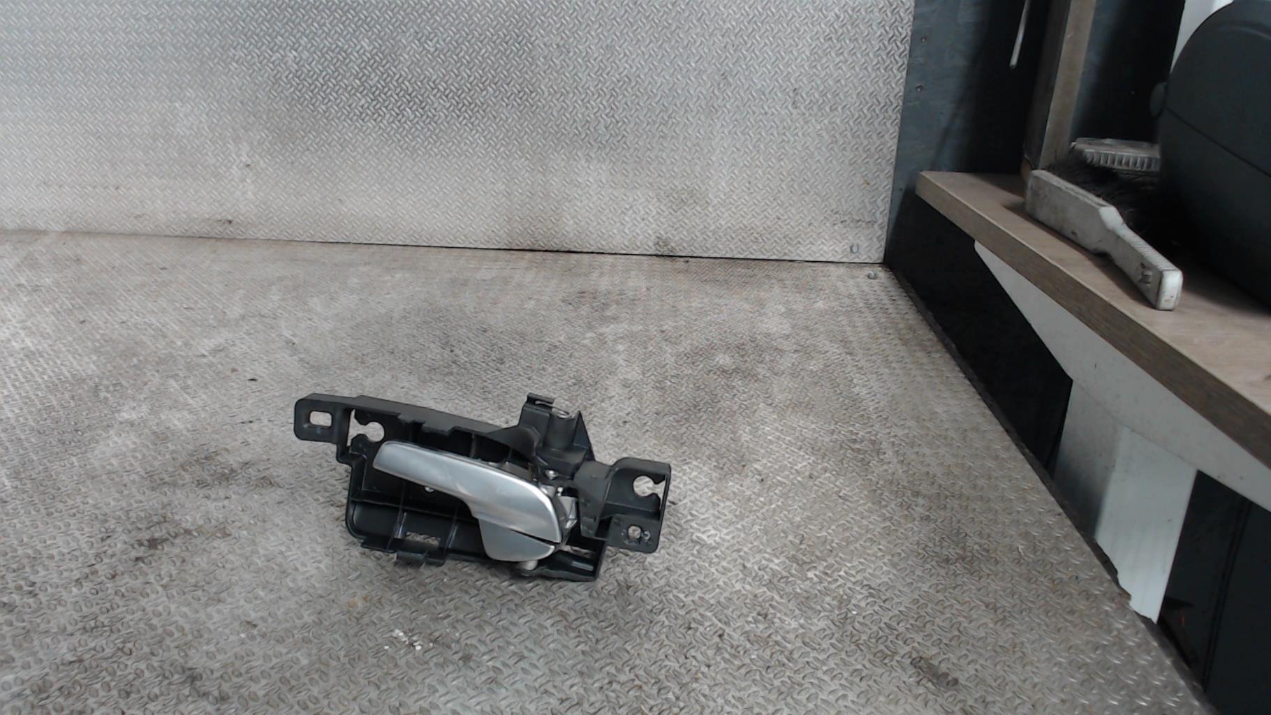 Poignee interieur avant gauche FORD S-MAX 1  - 1