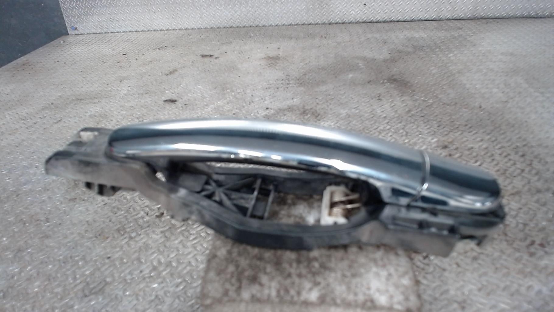 Poignee porte avant droit SEAT ALTEA XL FREETRACK PHASE 1 Diesel - 1