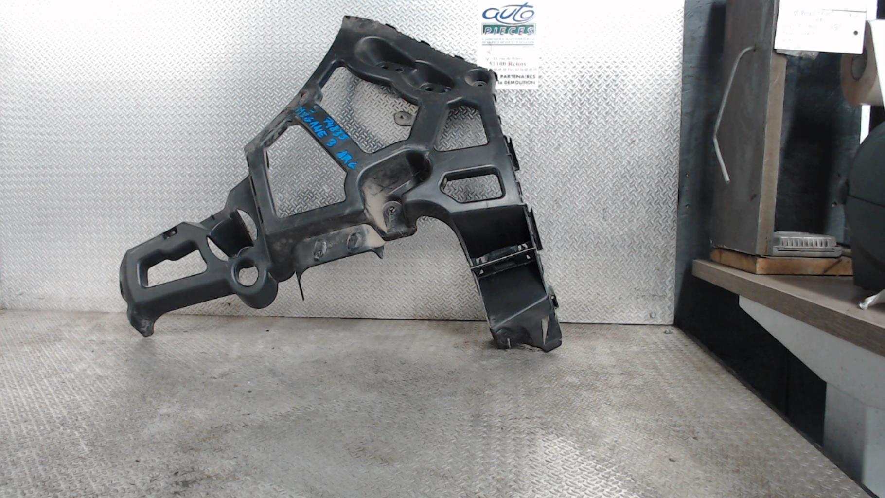 Support de pare chocs arriere RENAULT MEGANE 3 PHASE 1 Diesel - 1
