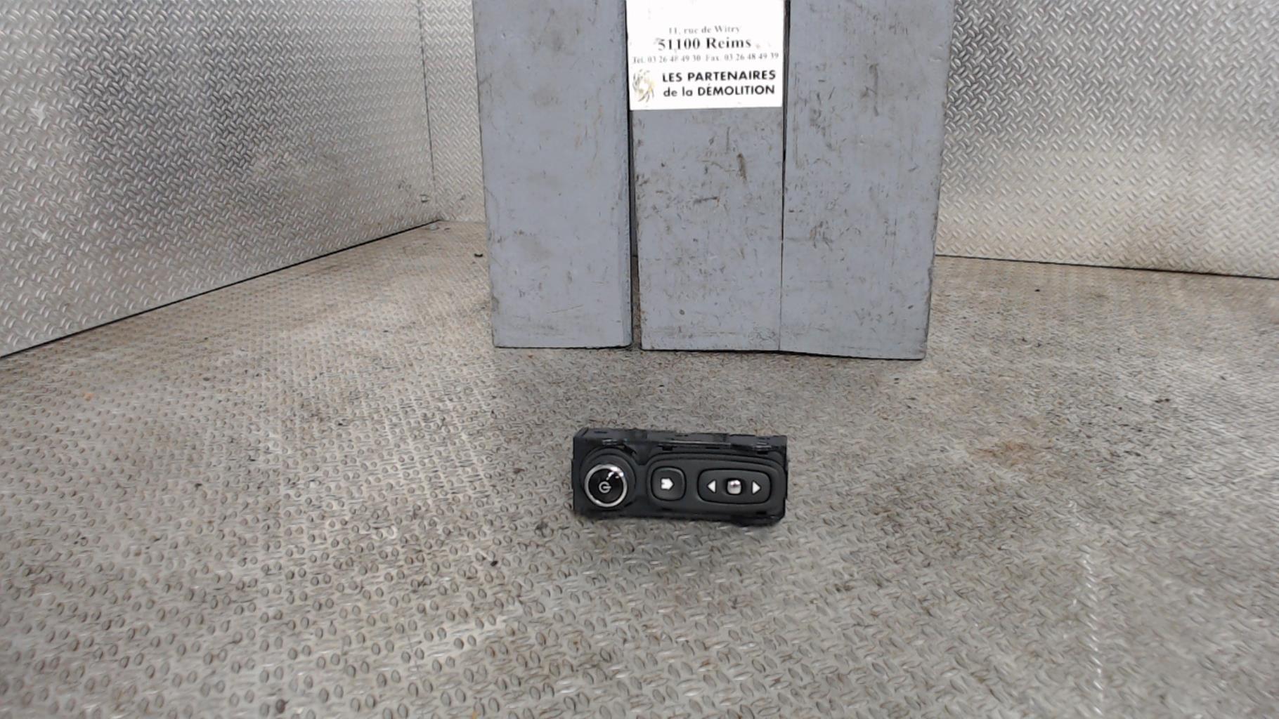 Bouton/Interrupteur RENAULT TRAFIC 3 COURT PHASE 1 Diesel - 1