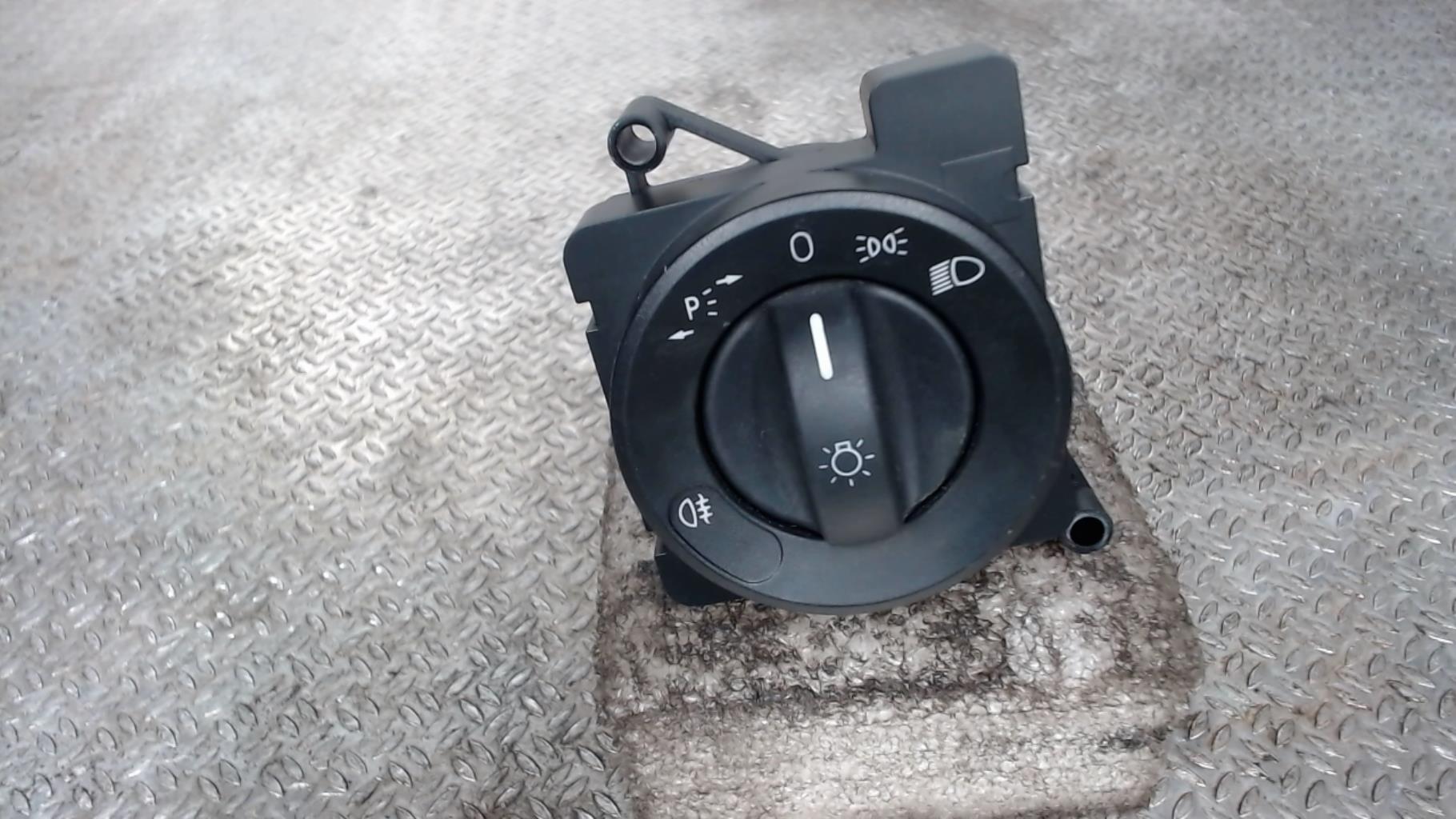 Commande de phare VOLKSWAGEN CRAFTER 1 PHASE 2 Diesel - 1