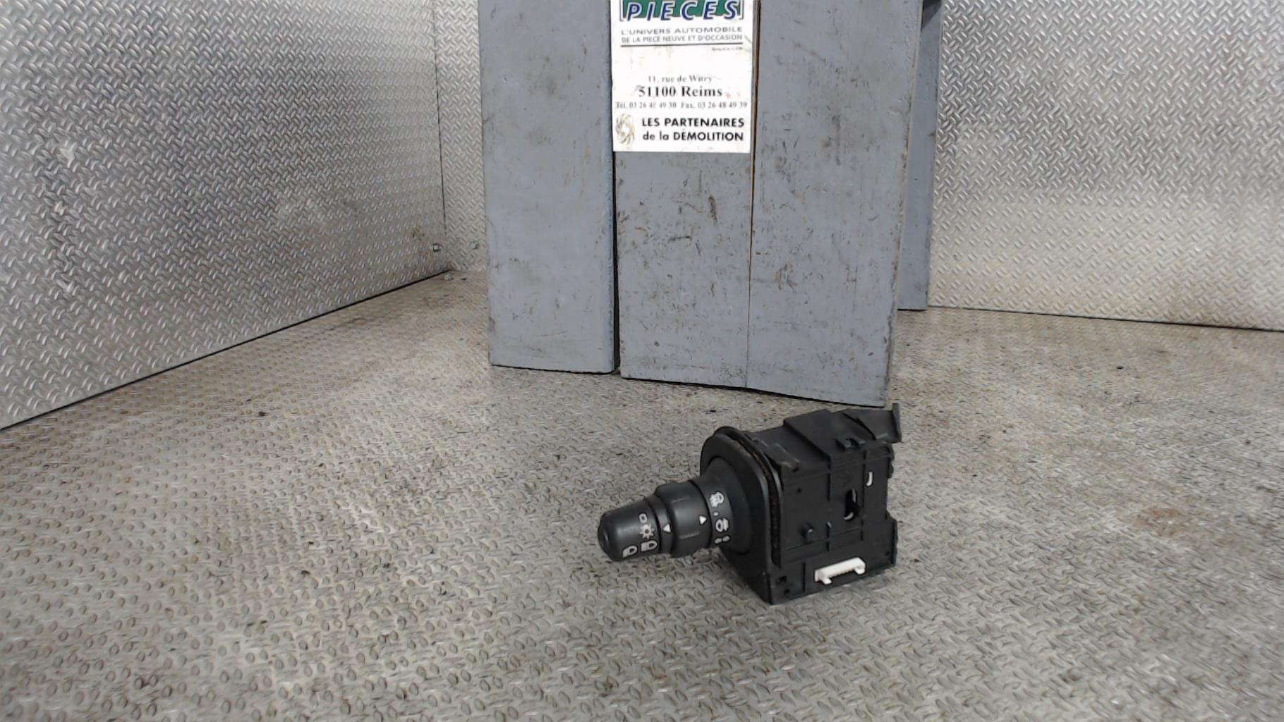 Commodo phare RENAULT SCENIC 2 PHASE 2 Diesel - 1