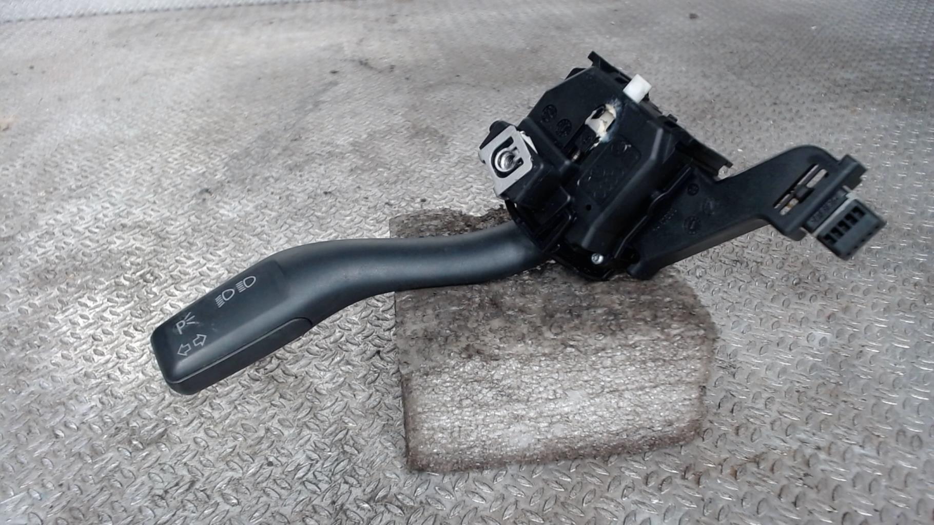 Commodo phare AUDI A3 2 SPORTBACK PHASE 1 Diesel - 1