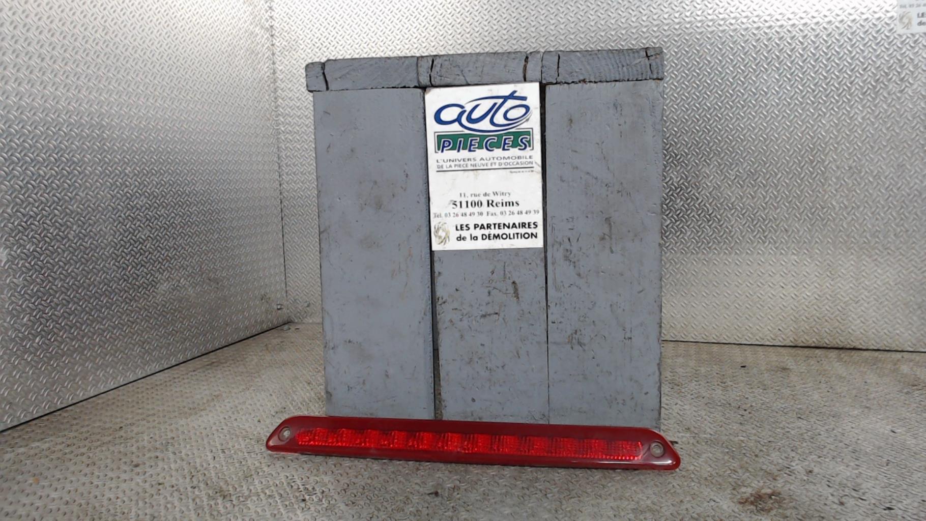 Feu arriere stop central VOLKSWAGEN CRAFTER 1 PHASE 2 Diesel - 1