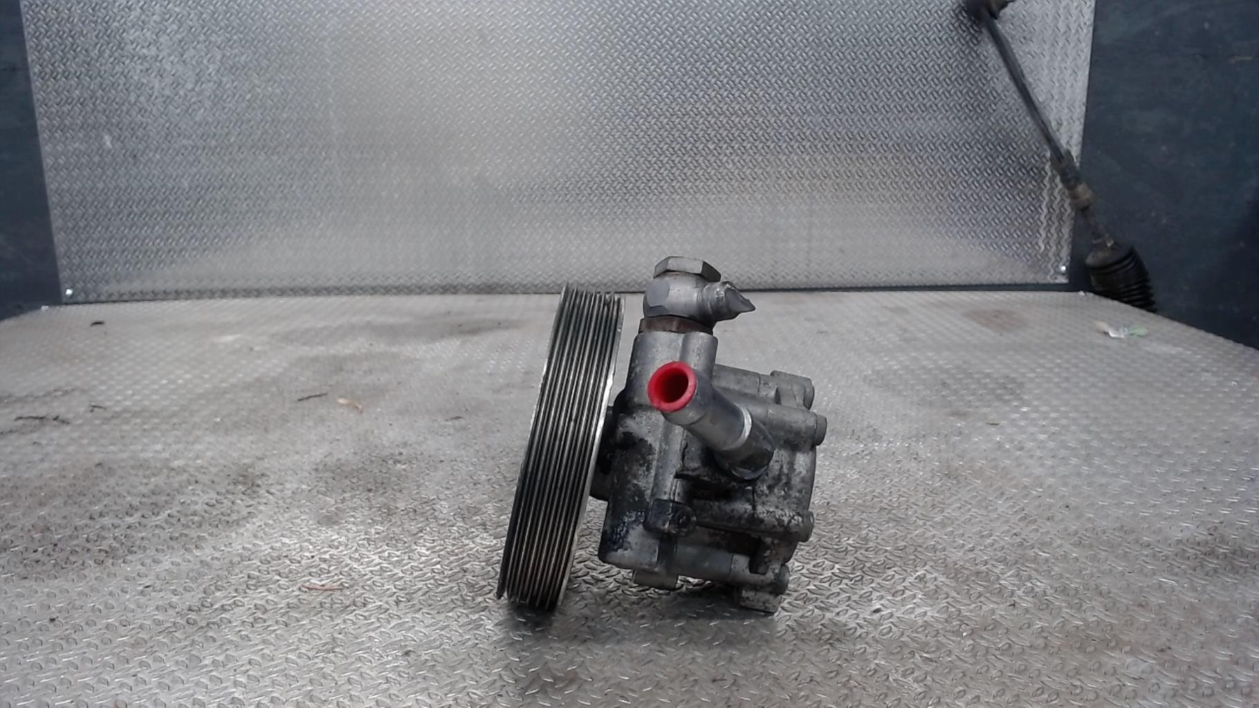 Pompe de direction PEUGEOT 407 PHASE 1 Diesel - 1