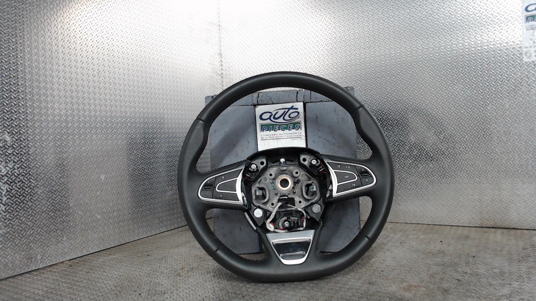 Volant RENAULT MEGANE 4 PHASE 1 Essence - 1