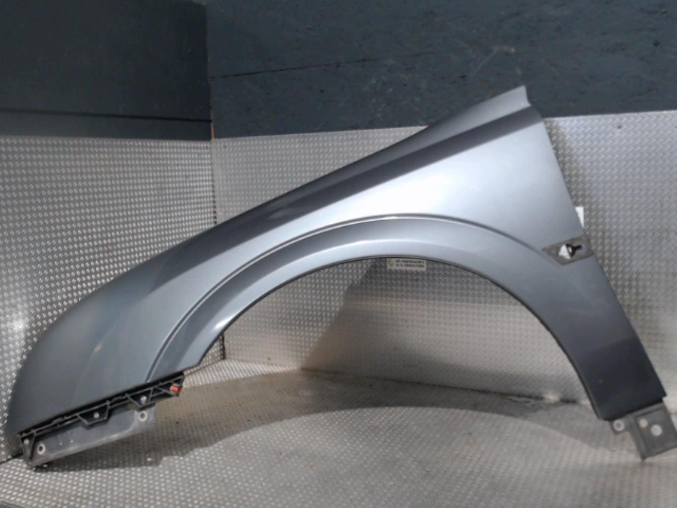 Aile avant gauche OPEL VECTRA C PHASE 1 BREAK Diesel - 1