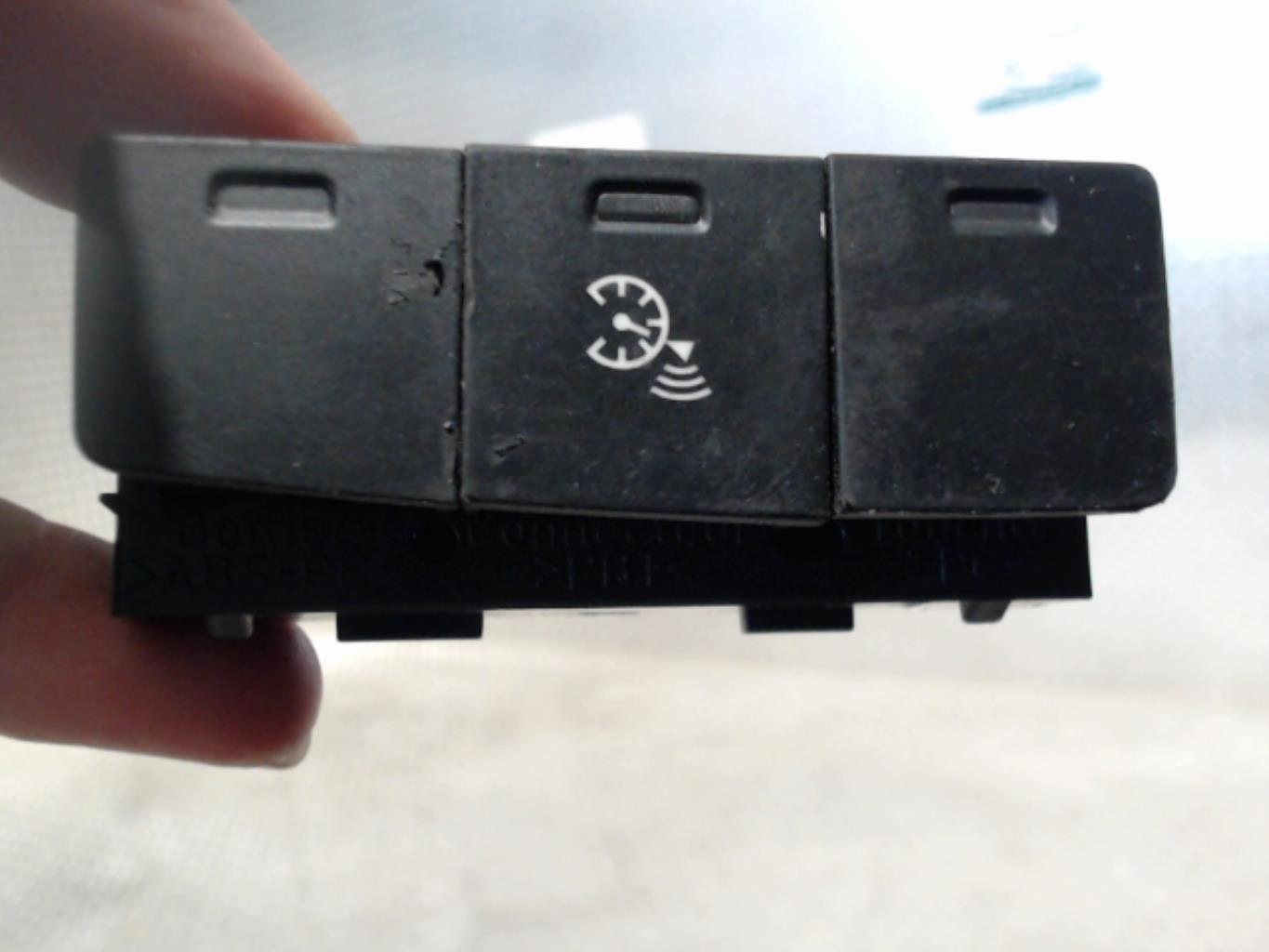 Bouton/Interrupteur CITROEN C2 PHASE 1 Diesel - 1