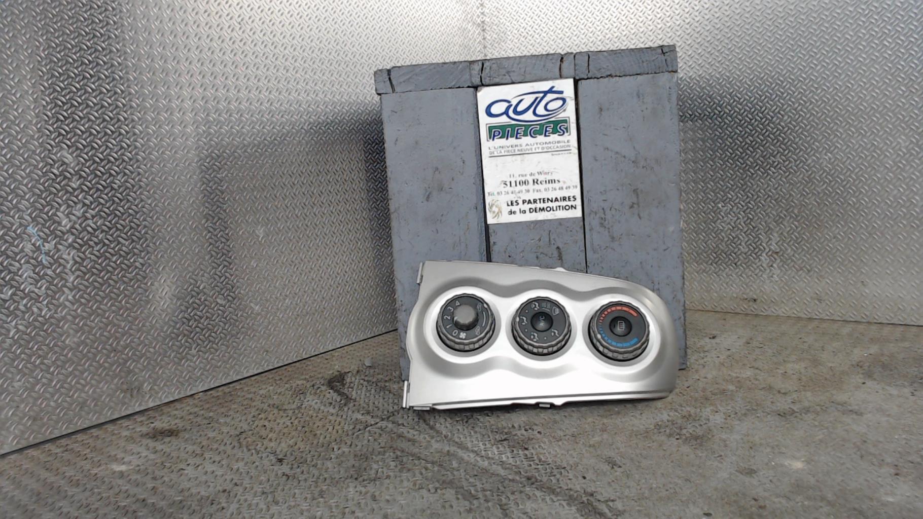 Commande chauffage TOYOTA YARIS 2 PHASE 1 Diesel - 1